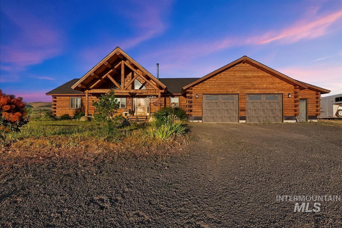 1684 Stirrup Way, Council ID 83612