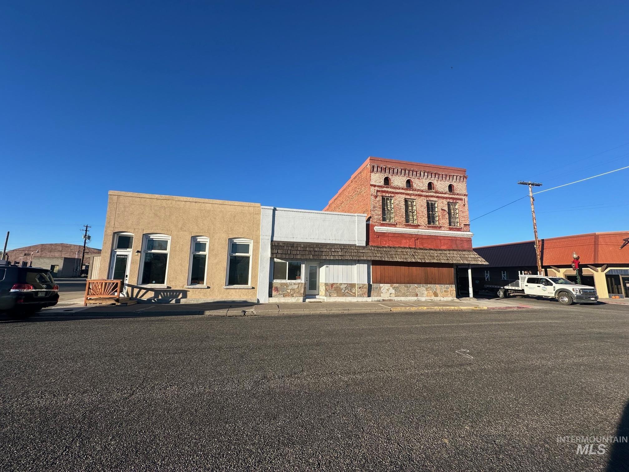 45 N Commercial # 16, Glenns Ferry ID 83623