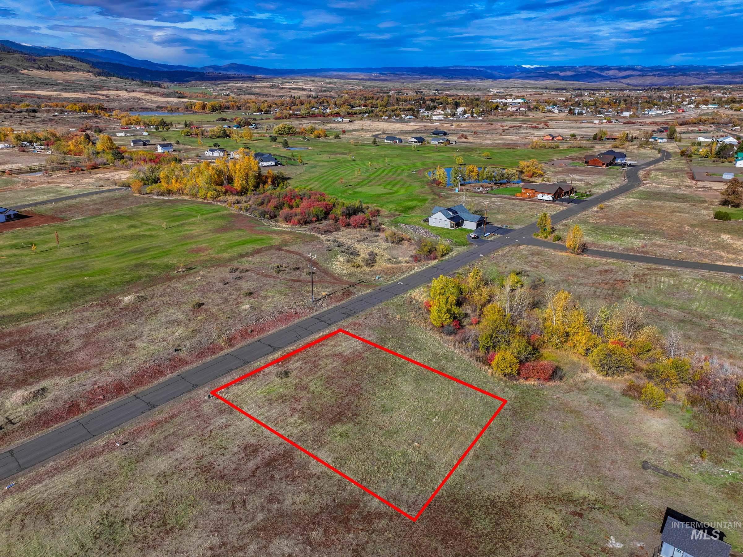D-8 Fairway Lane, Council ID 83612