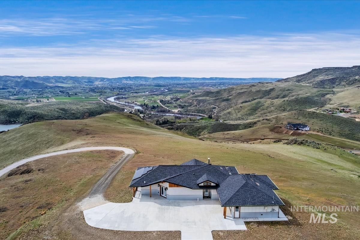 5225 Spring Creek Rd, Emmett ID 83617-9115