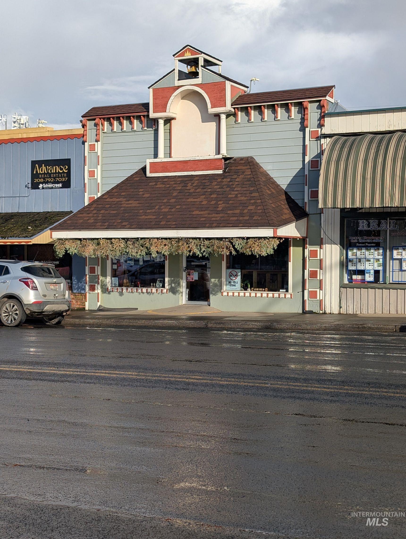413 Main Street, Kamiah ID 83536