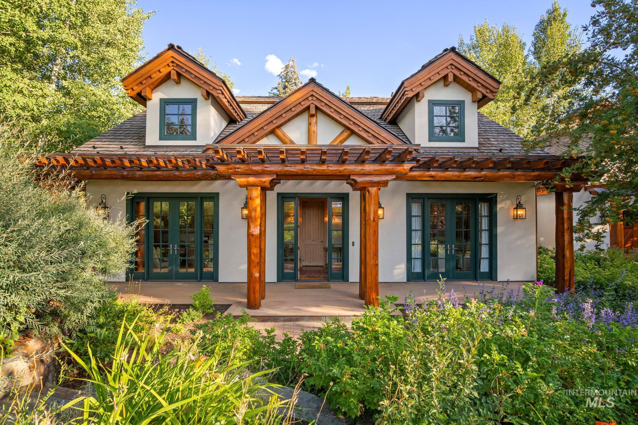 7 Rose Ct, Sun Valley ID 83353