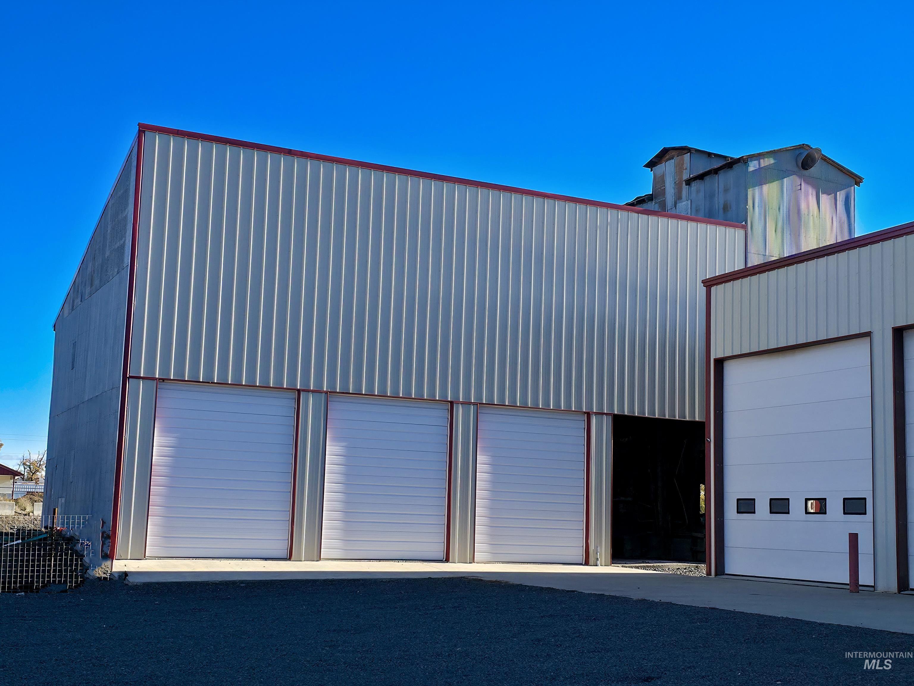 10 S Commercial St, Cambridge ID 83610