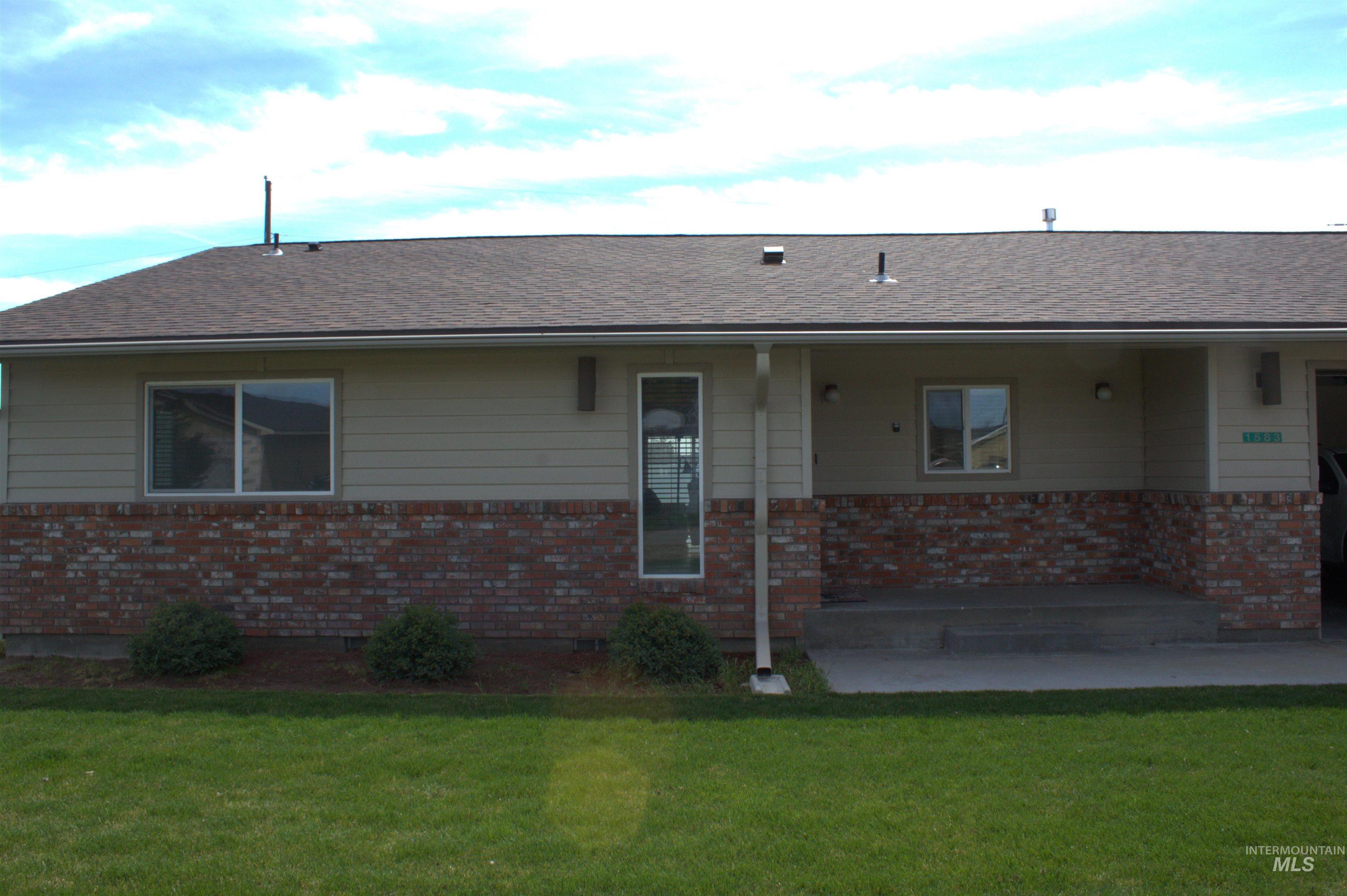 1583 NW 26 St, Fruitland ID 83619