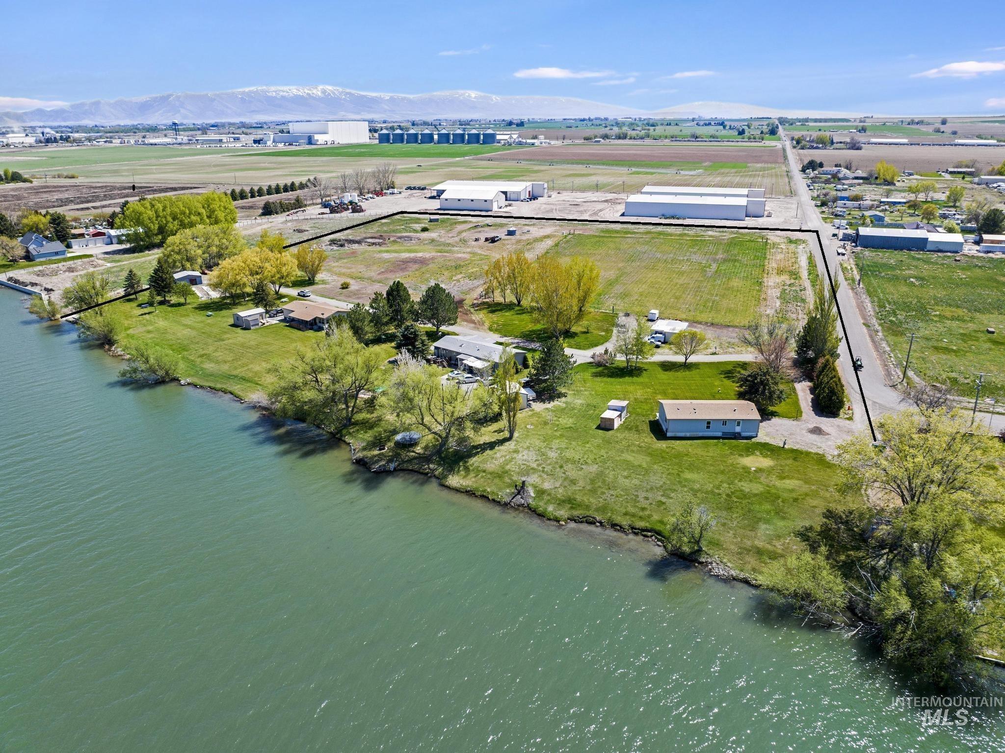 392 W 90 N, Burley ID 83318-5070