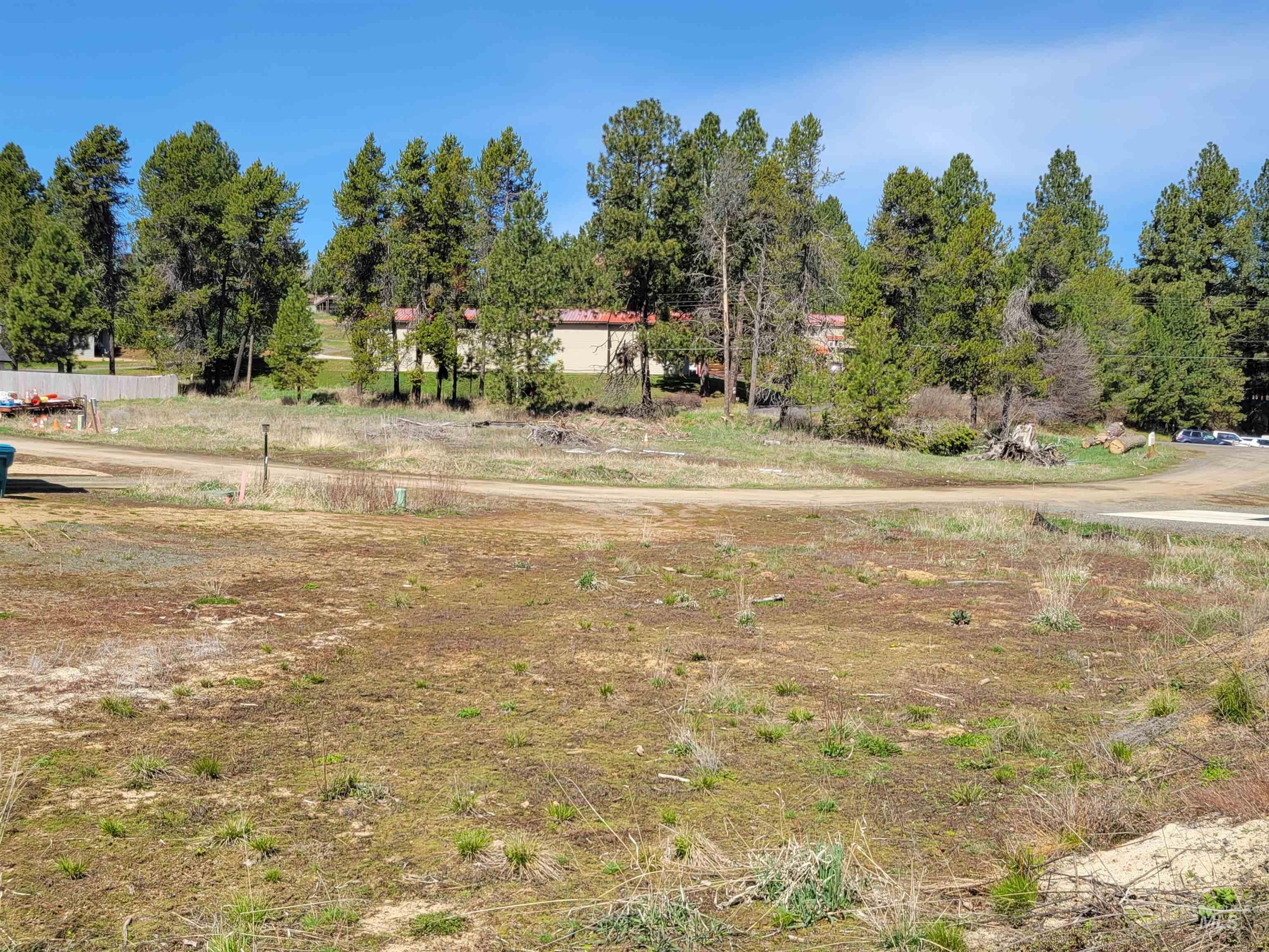 405 Antonette Circle, Cascade ID 83611