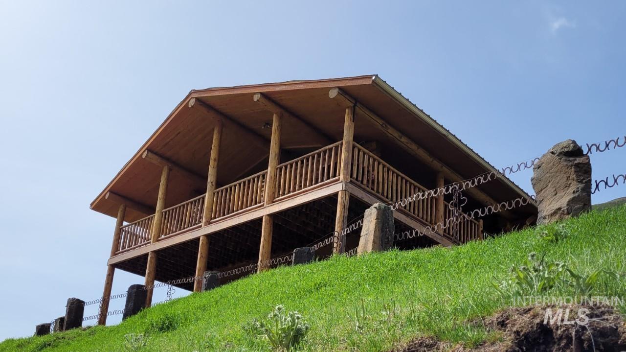 Tbd Bentz Lodge, Outside City Limits ID 83555