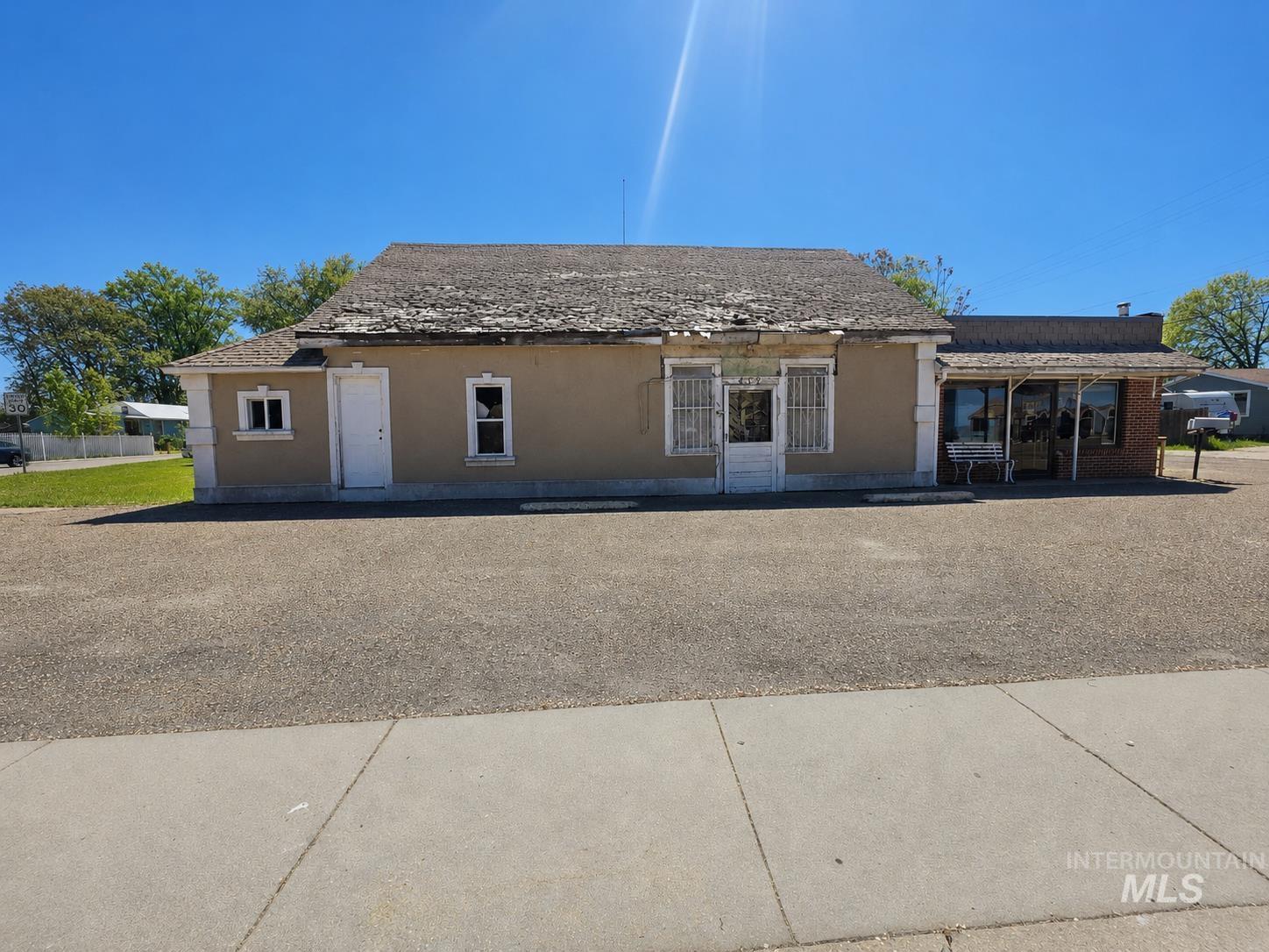 614 N 5th Ave, Caldwell ID 83605