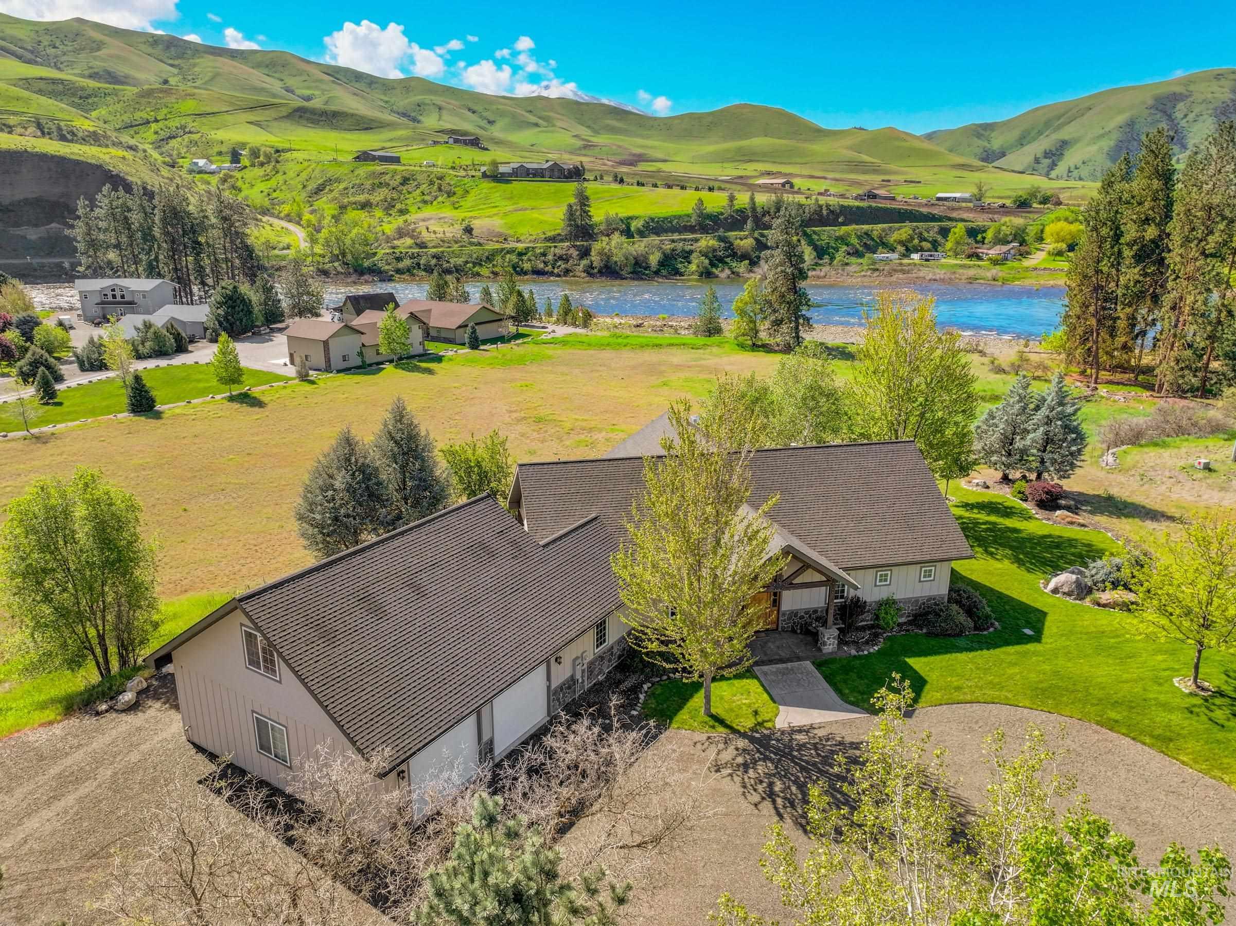 113 Deford Rd, White Bird ID 83554