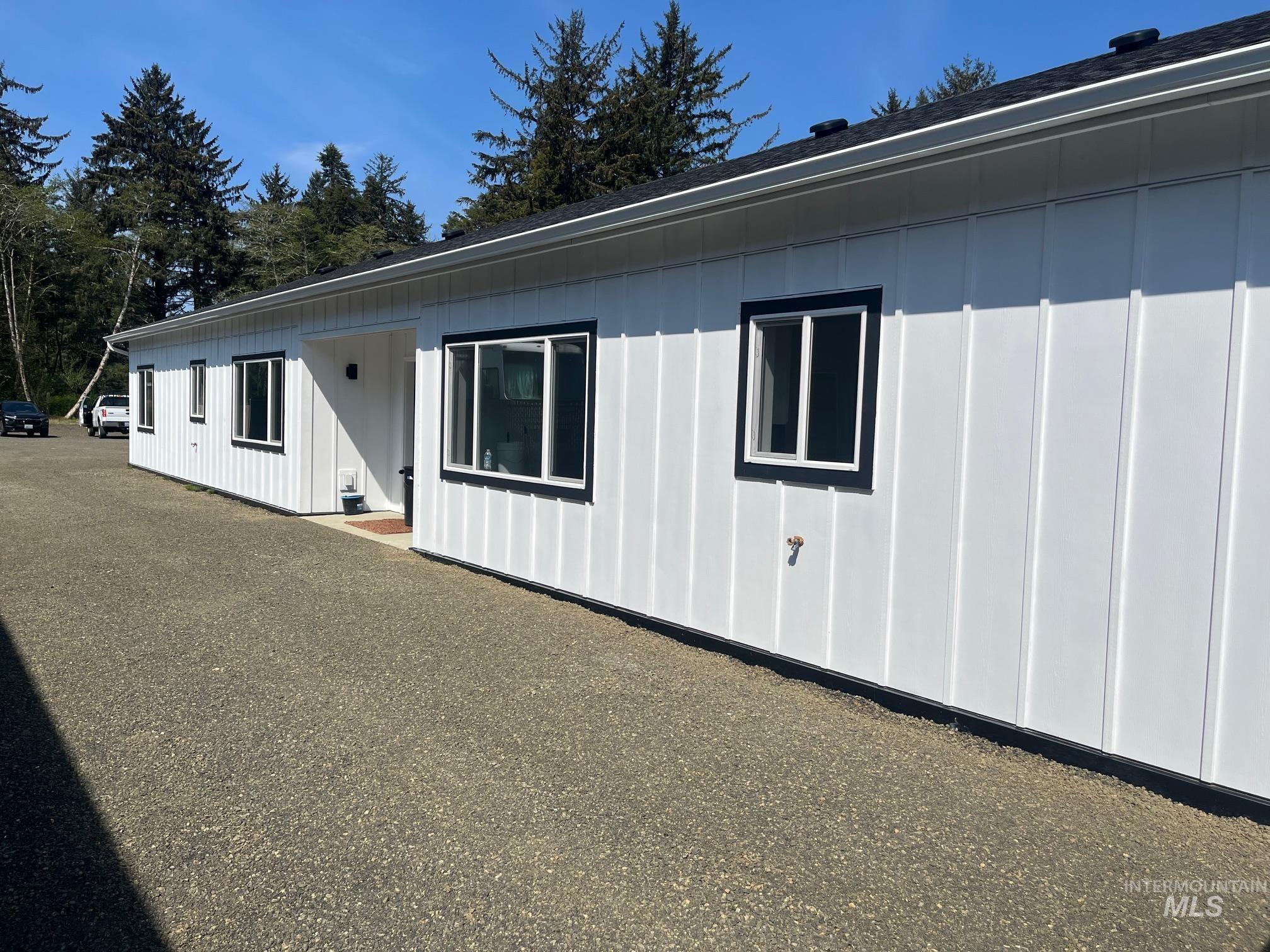 1306 Melbourne Court, Westport WA 98595