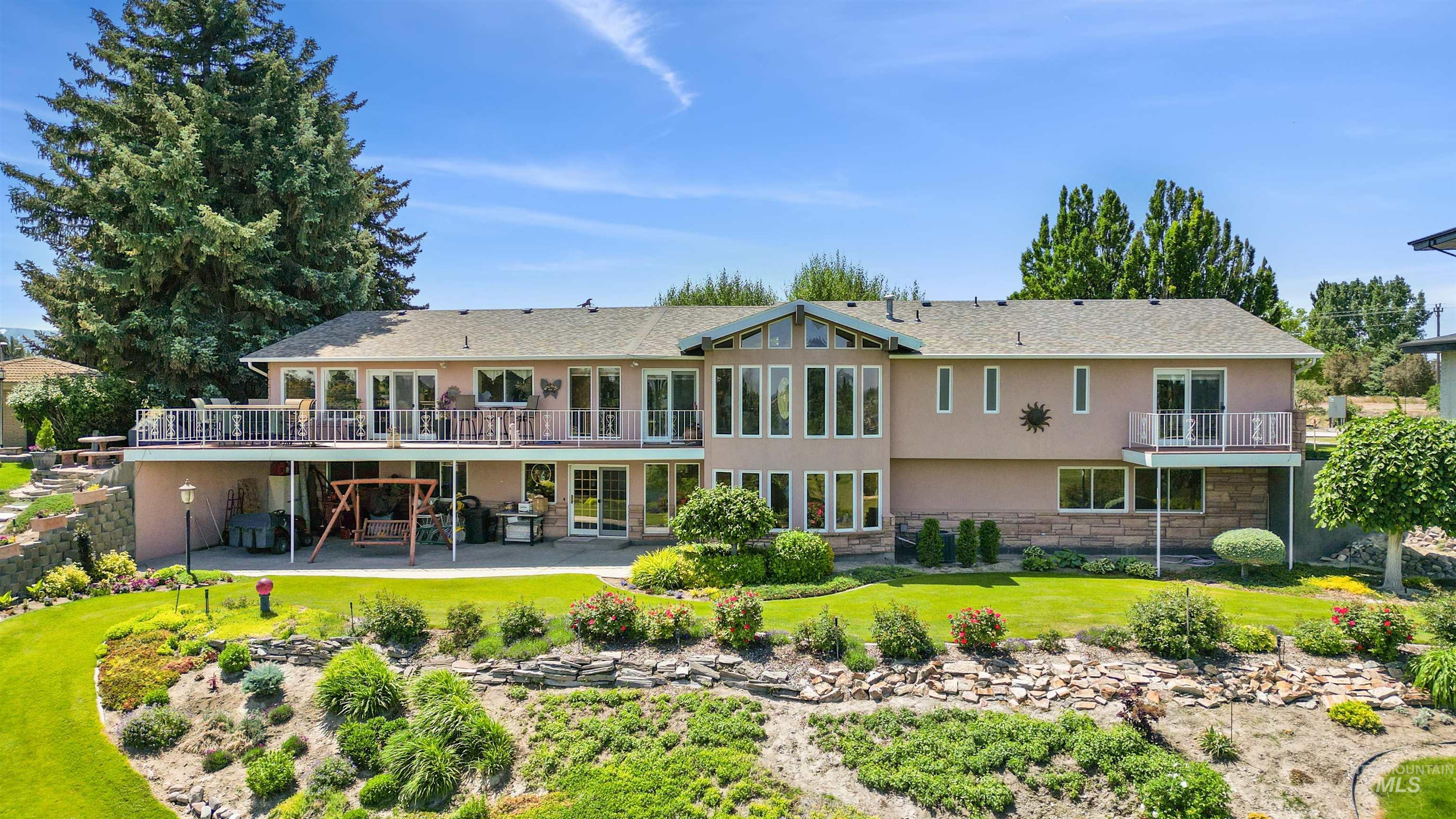 15 Van Engelen Rd, Burley ID 83318-5445