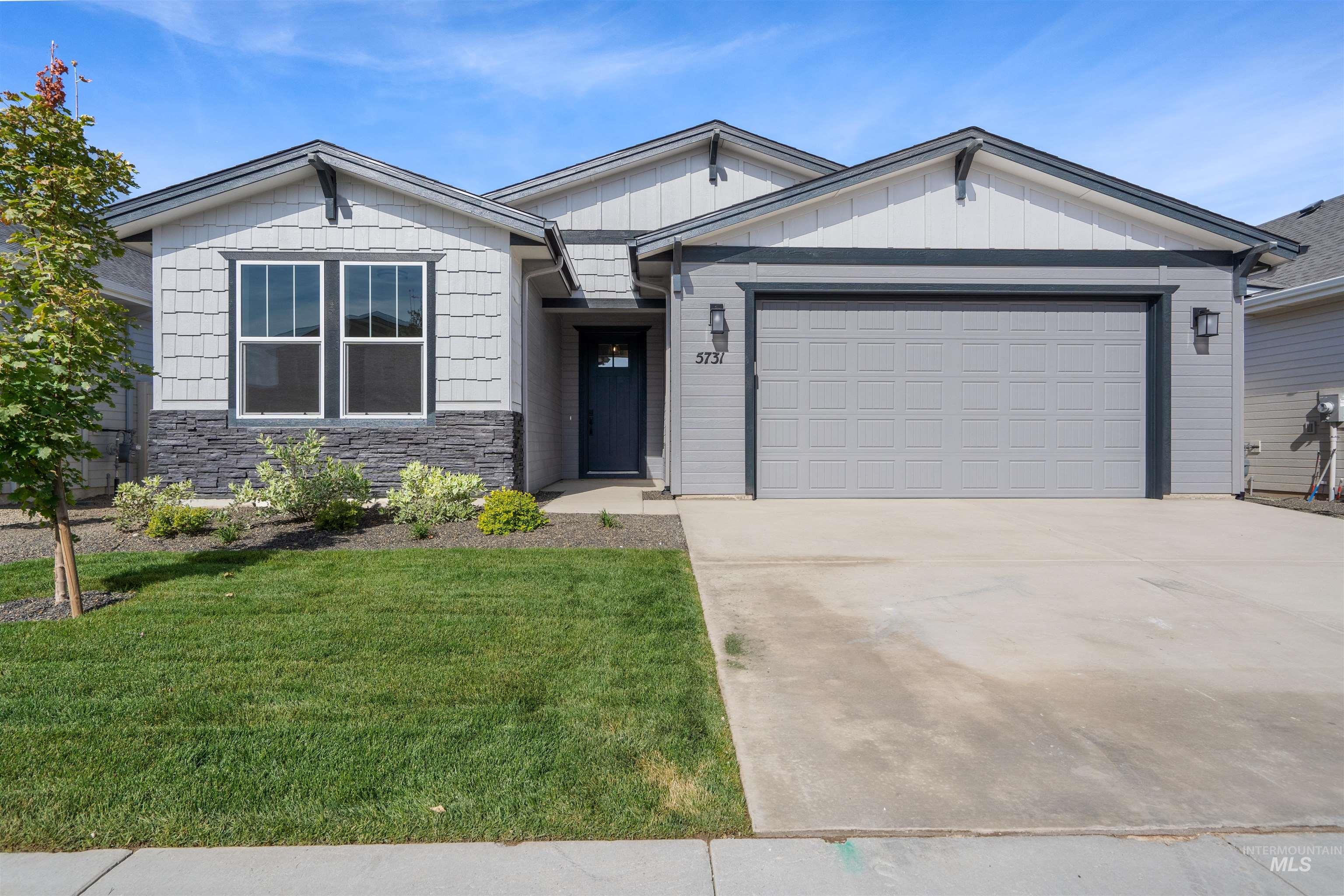 5725 W Wildfire Dr, Meridian ID 83646