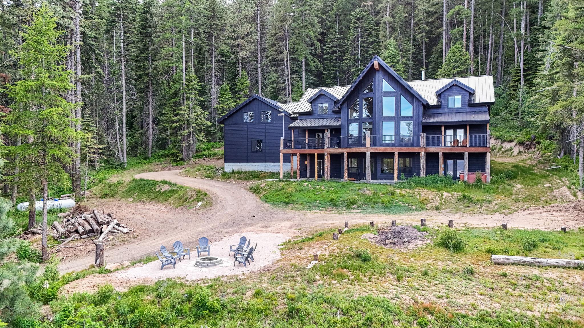 1505 Bear Rock Trail, Donnelly ID 83615