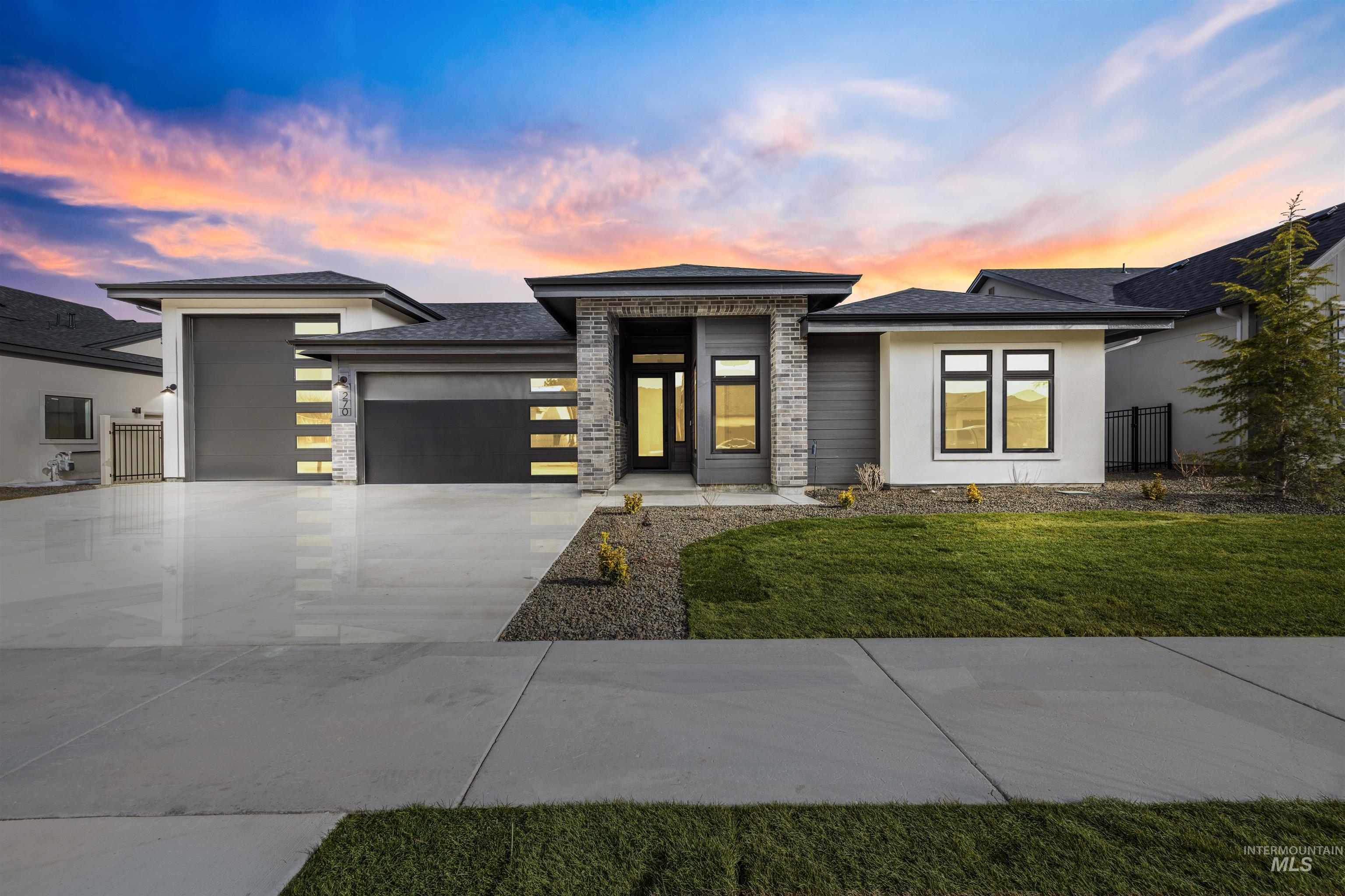 270 N Hunter Creek Ave, Eagle ID 83616