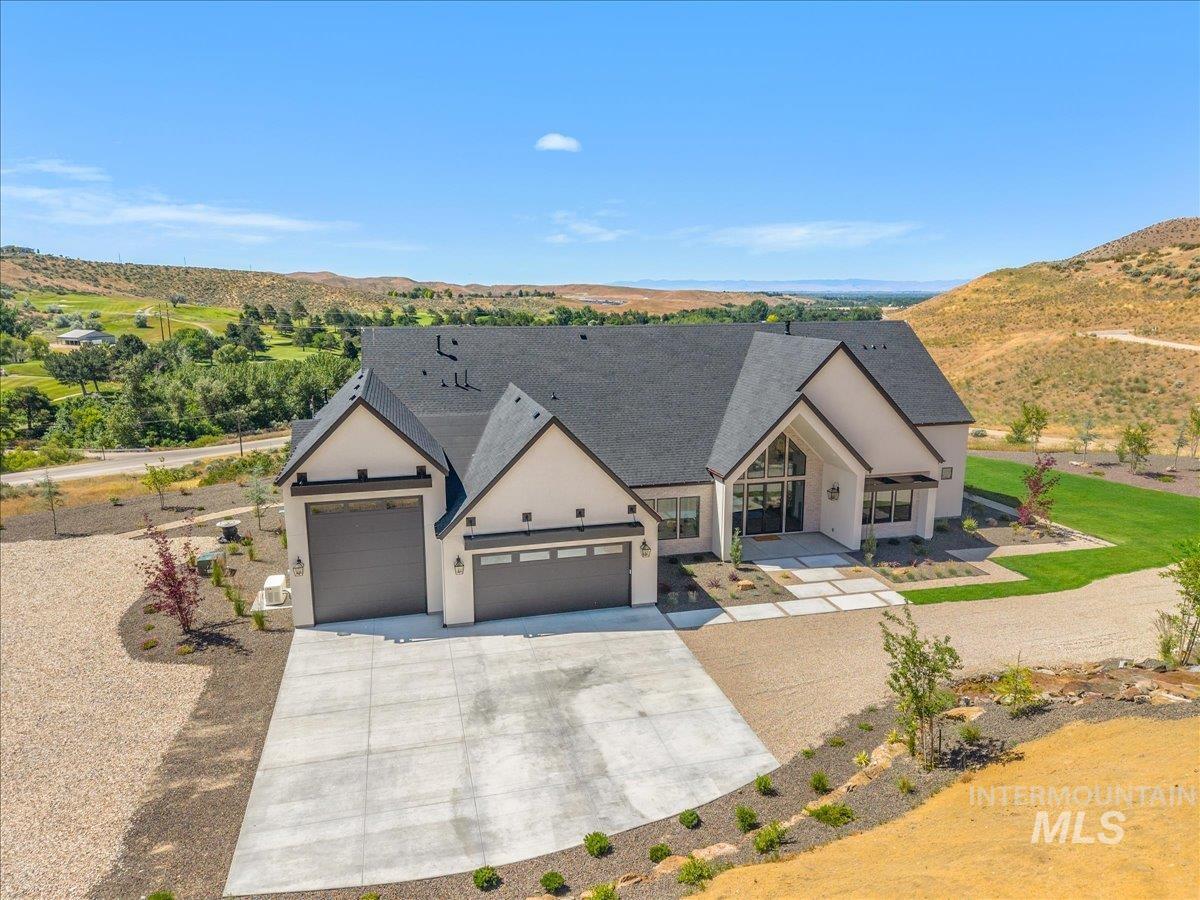6400 N High Valley, Boise ID 83714