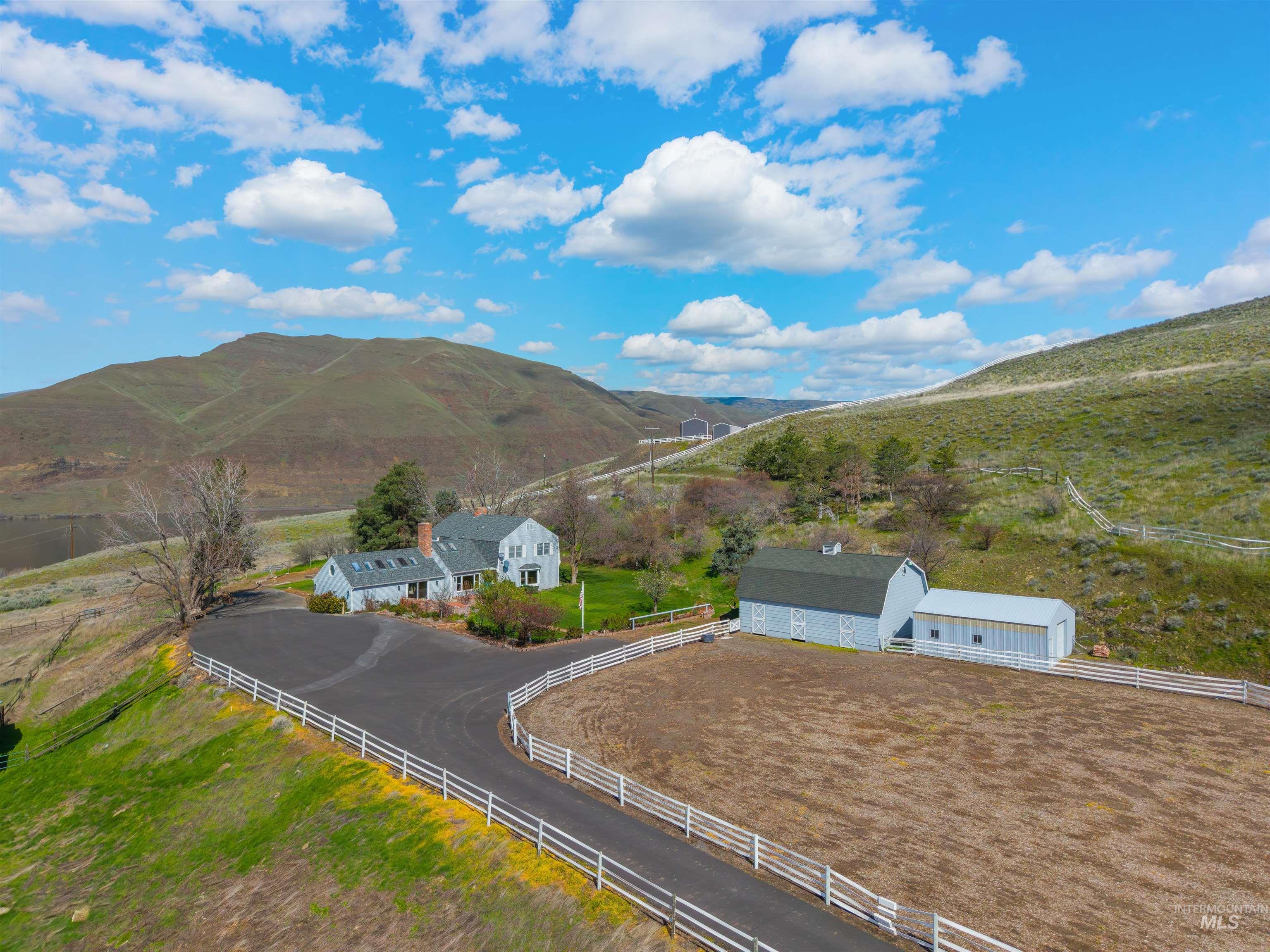 531 Silcott Road, Clarkston WA 99403