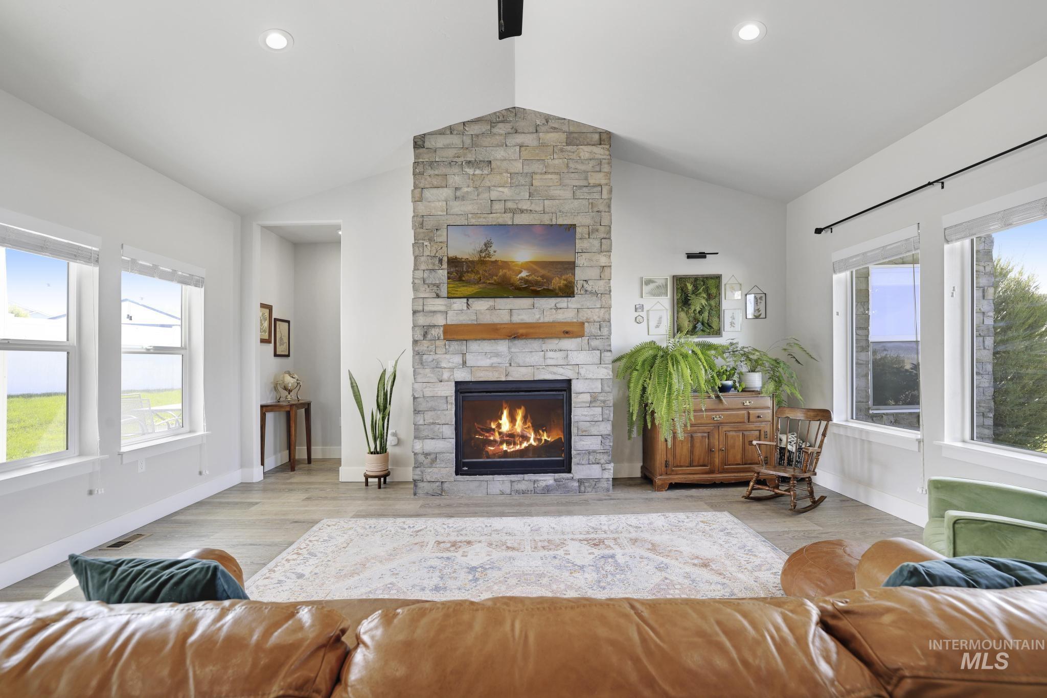 1040 Blueridge Dr, Kimberly ID 83341-1828
