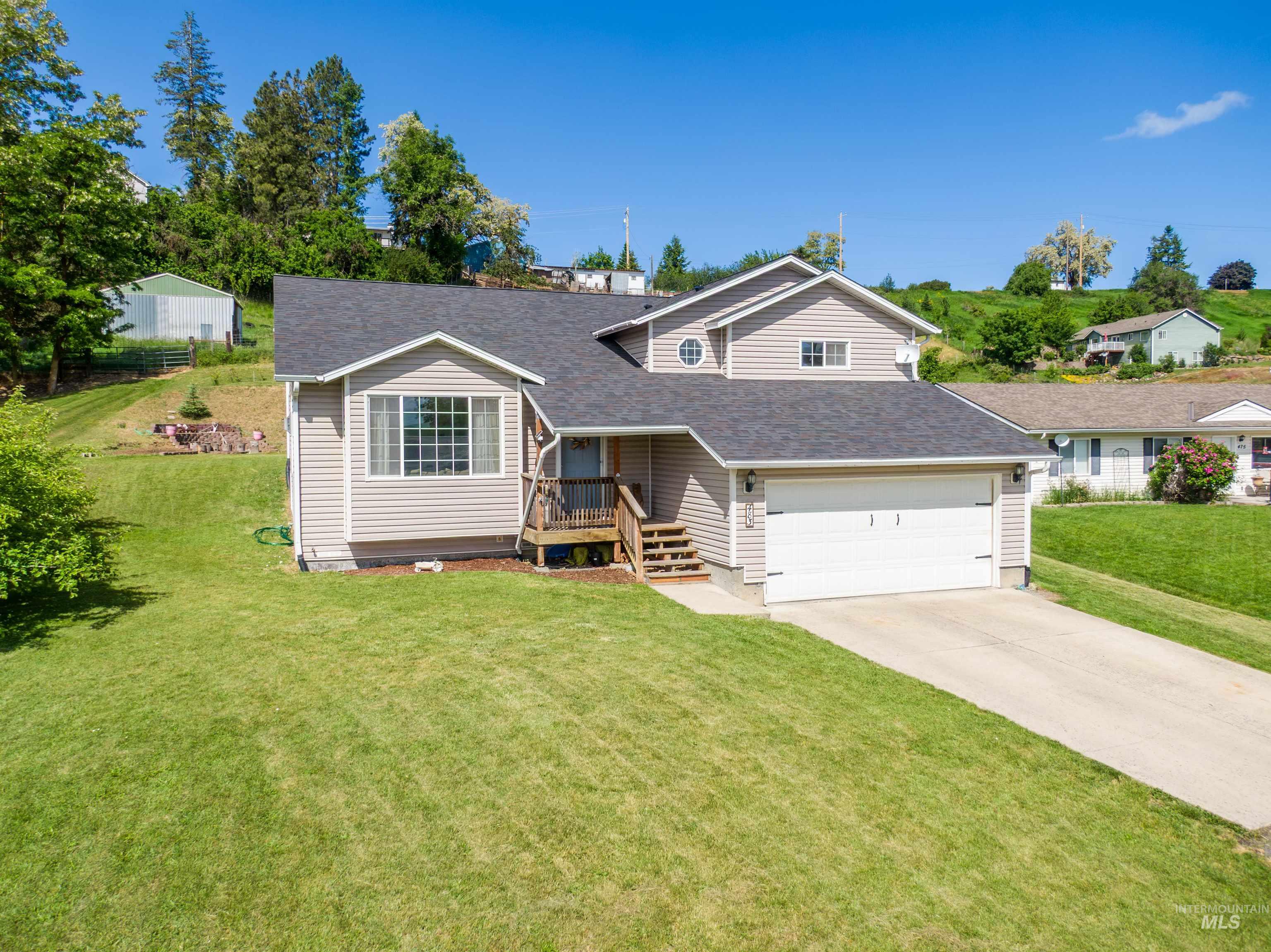 483 E Valleyview Avenue, Genesee ID 83832