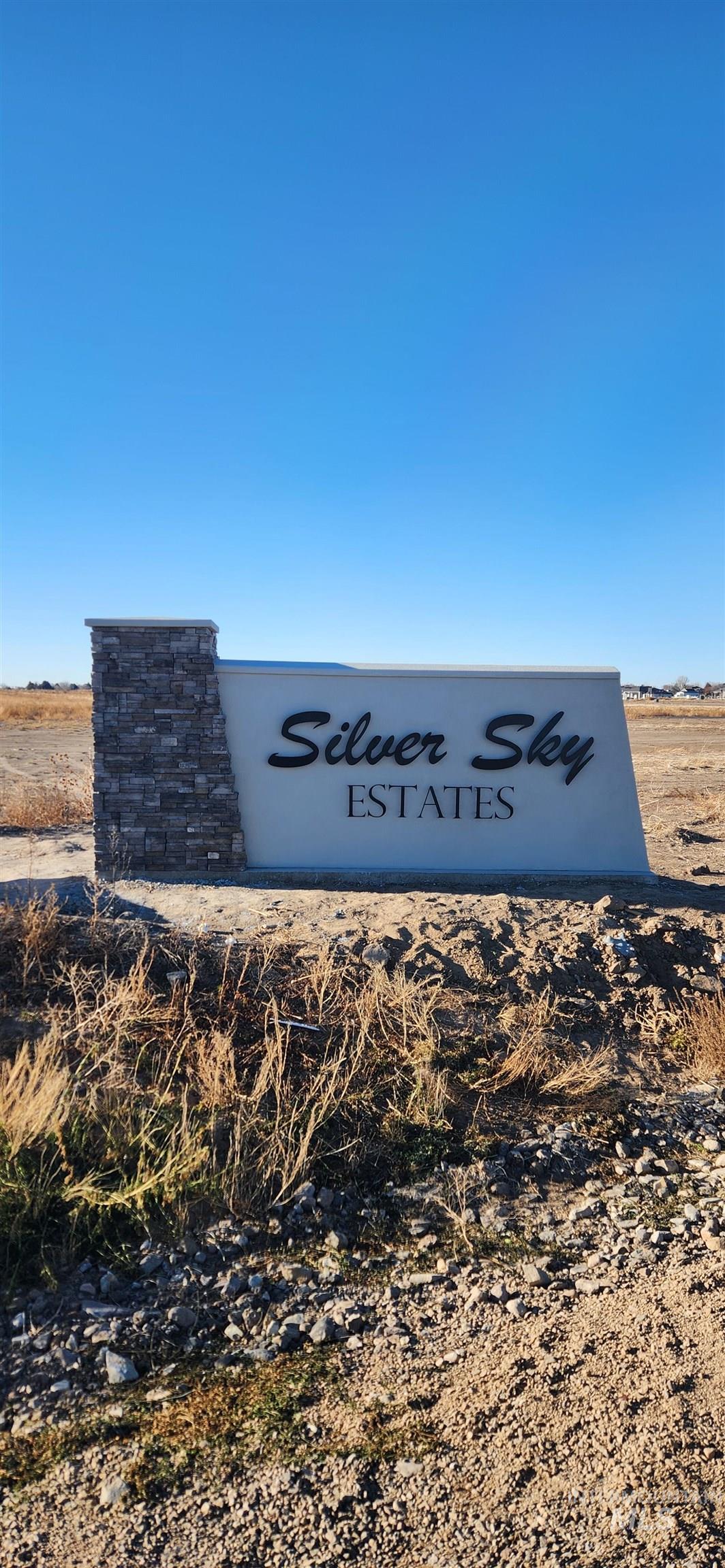86 N 563 S, Jerome ID 83338