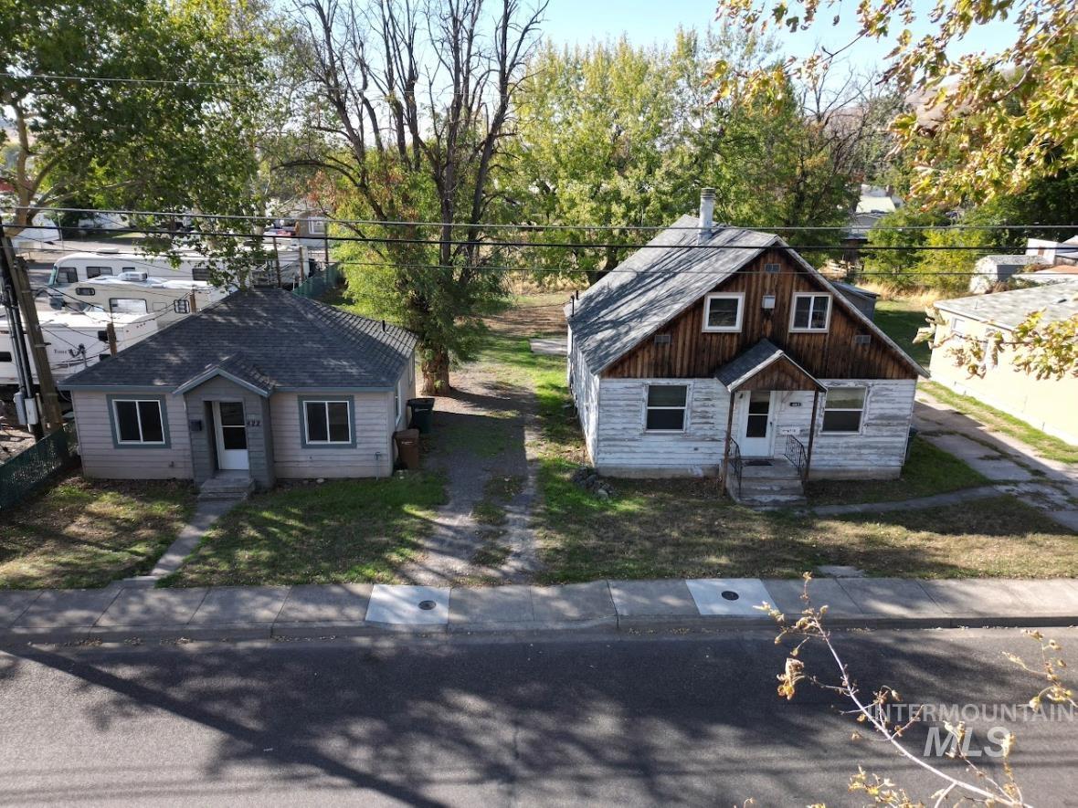 418 & 422 13th St, Clarkston WA 99403