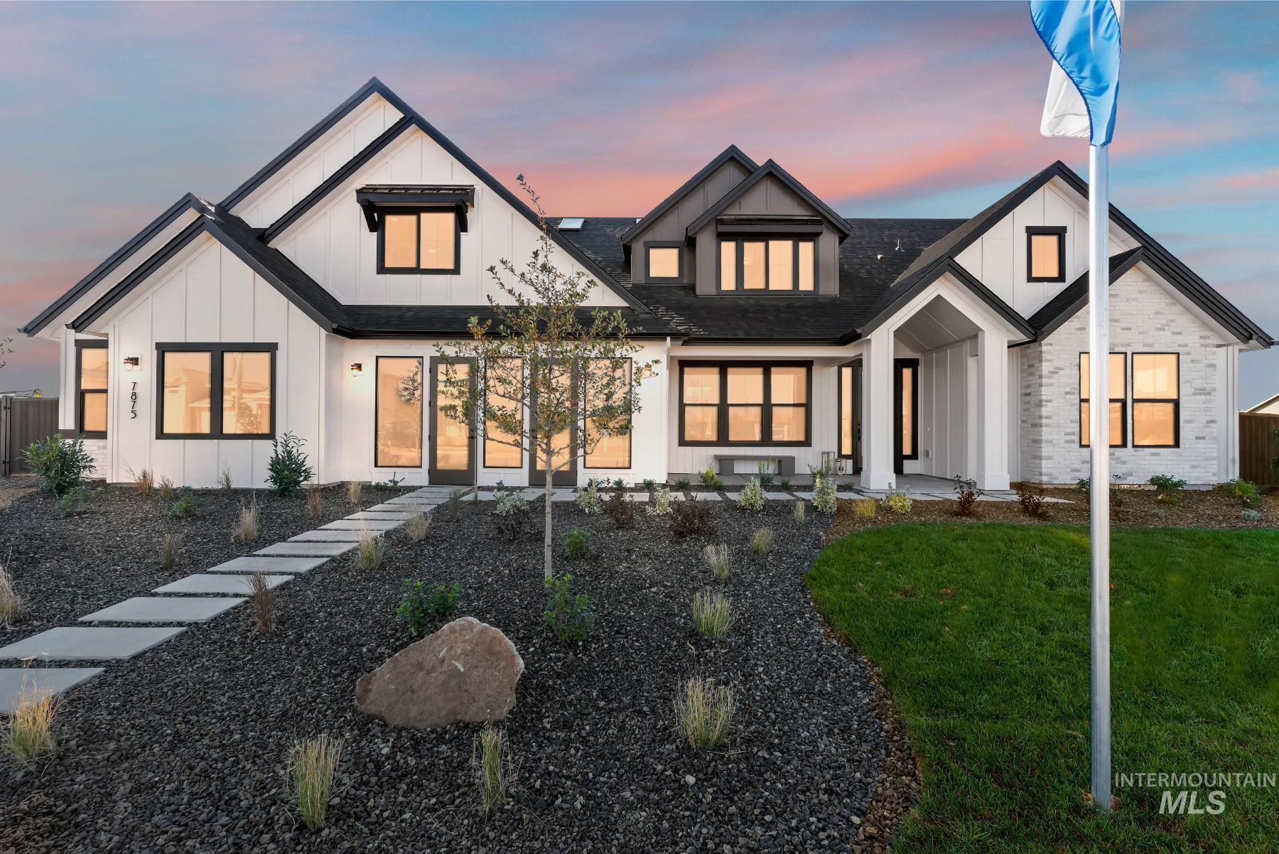 7900 W Flathead Lake St, Eagle ID 83616