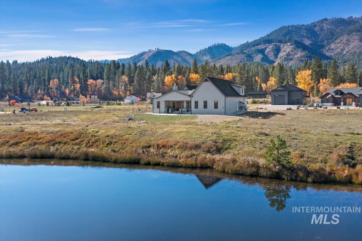 42 Singing Springs Way, Garden Valley ID 83622