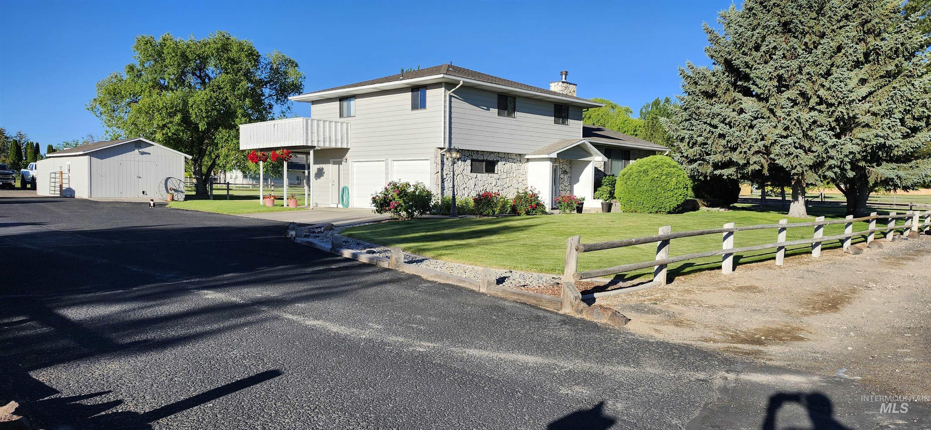 1027 Clear Creek Drive, Buhl ID 83316