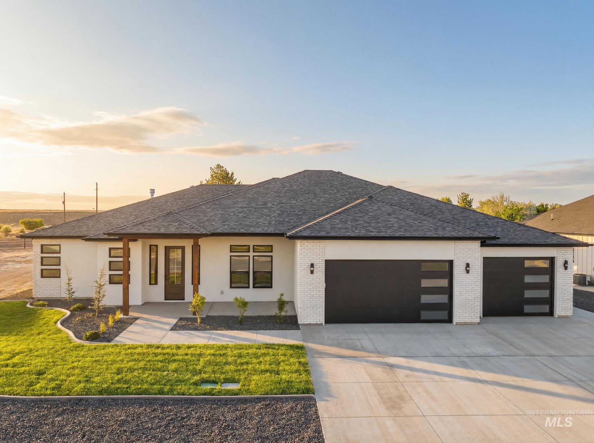 1561 Clear Creek Loop, Twin Falls ID 83301-8322