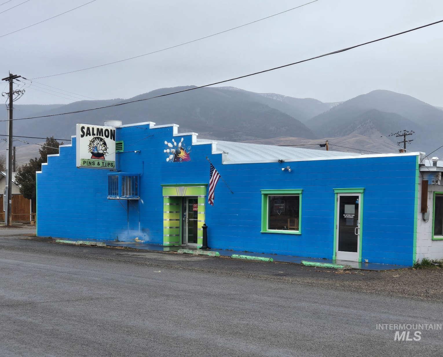 215 S Church St, Salmon ID 83467
