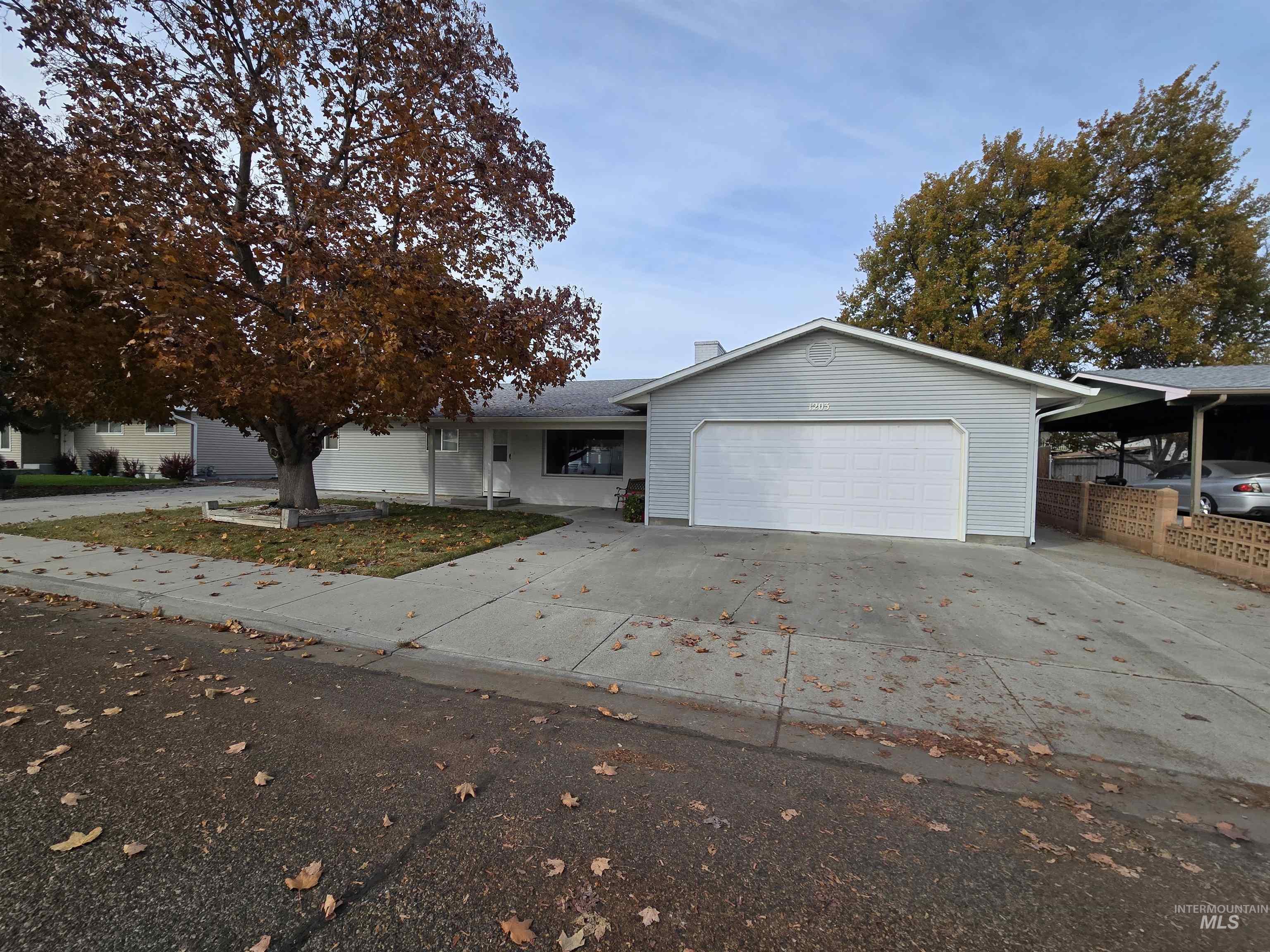 1203 Sears Dr., Ontario OR 97914