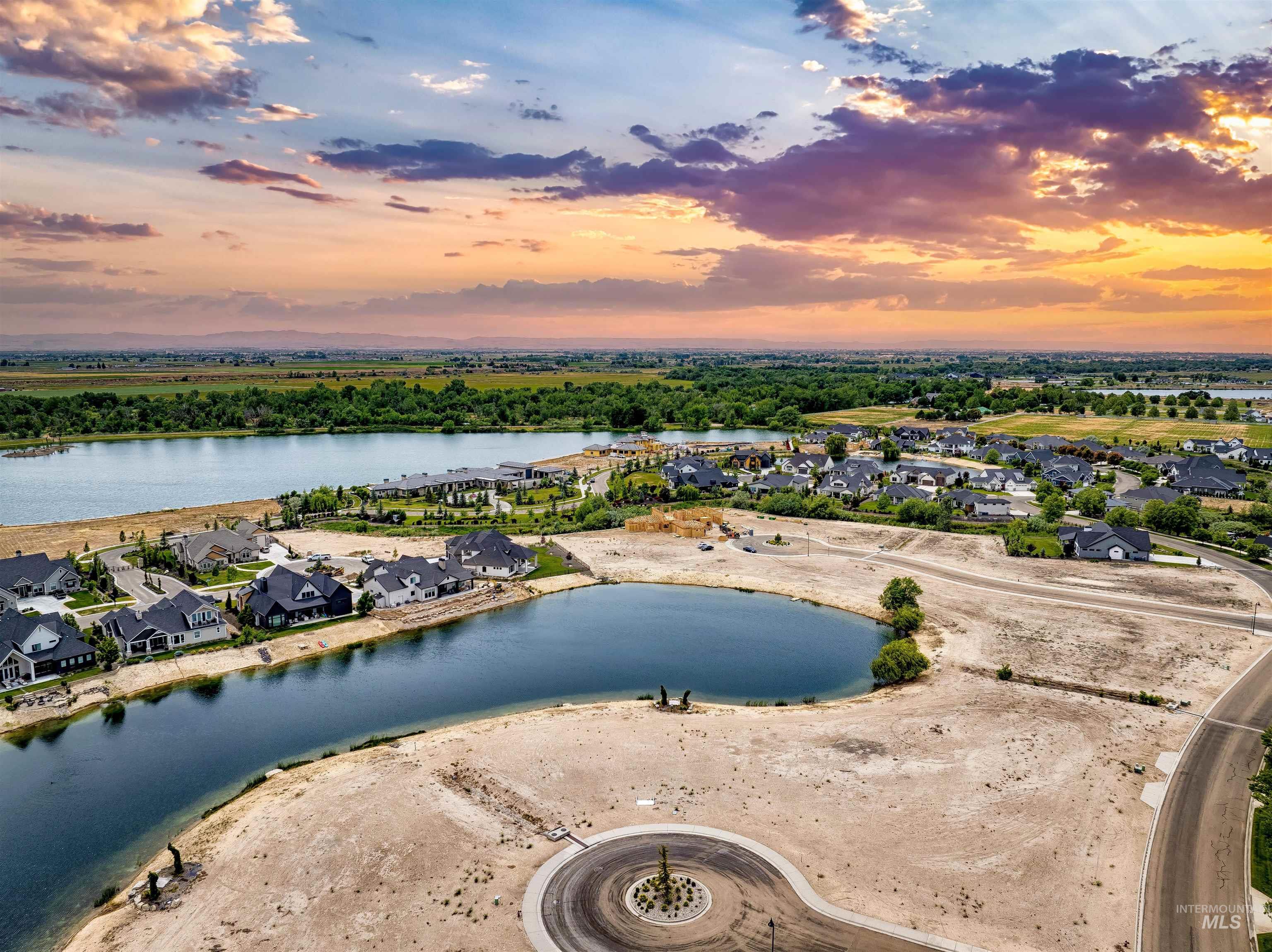 21545 Lake Fork Pt, Star ID 83669