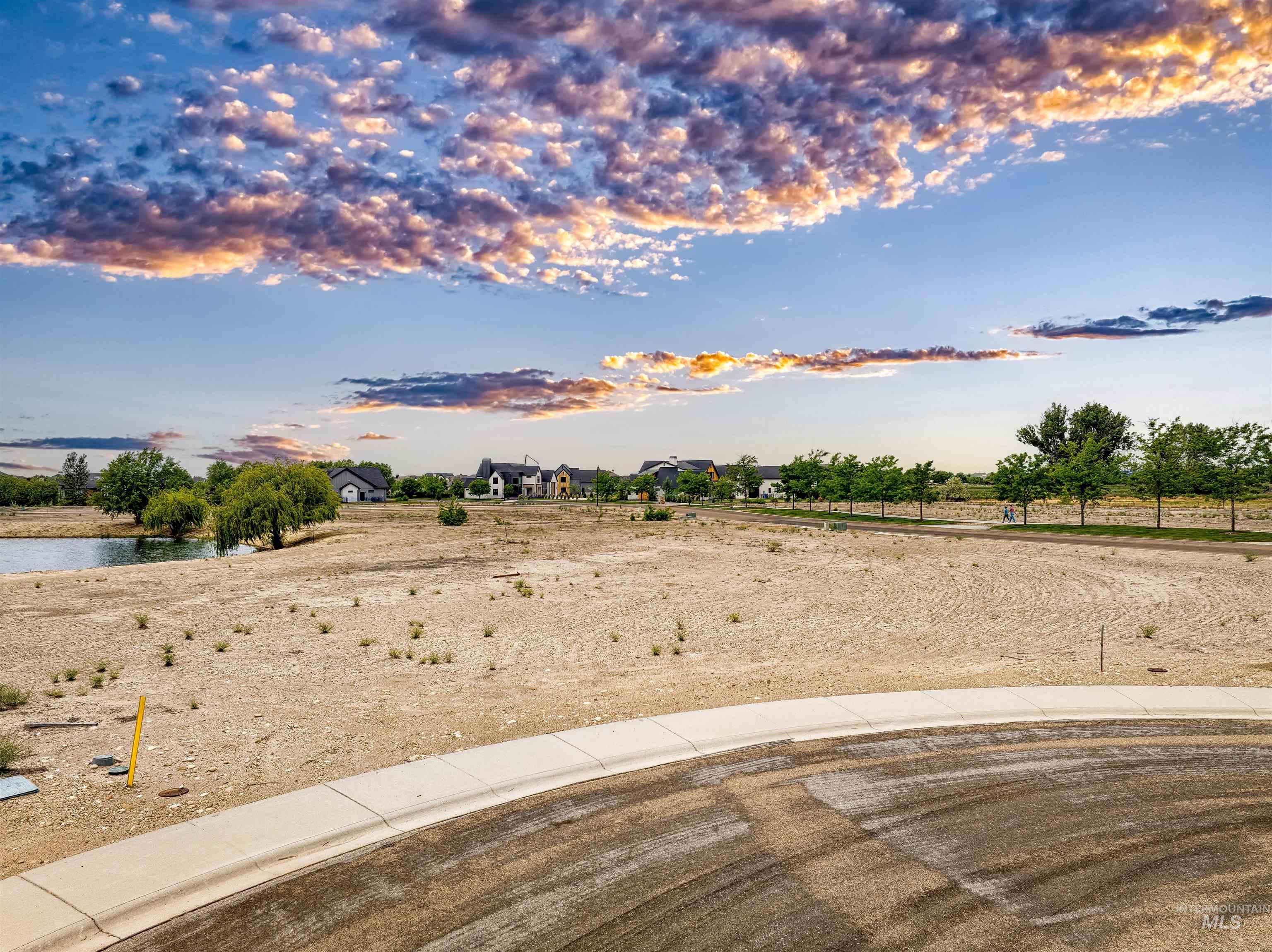21563 Lake Fork Pt, Star ID 83669