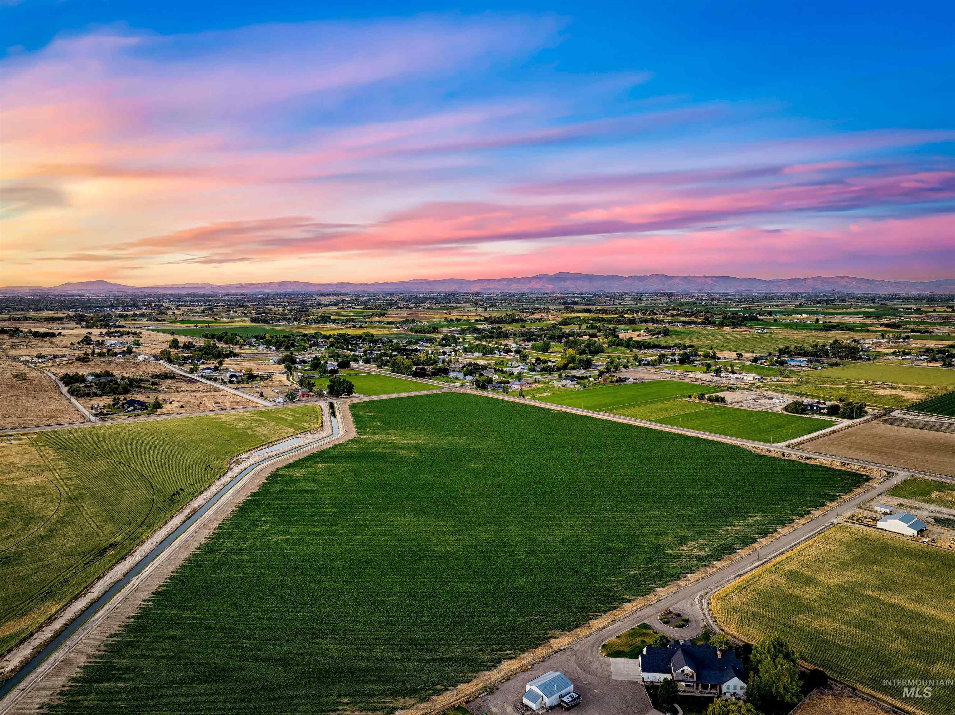 000 S Track Rd, Nampa ID 83686
