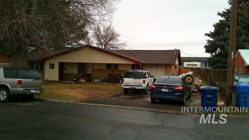 1205 Lawndale Dr., Twin Falls ID 83301