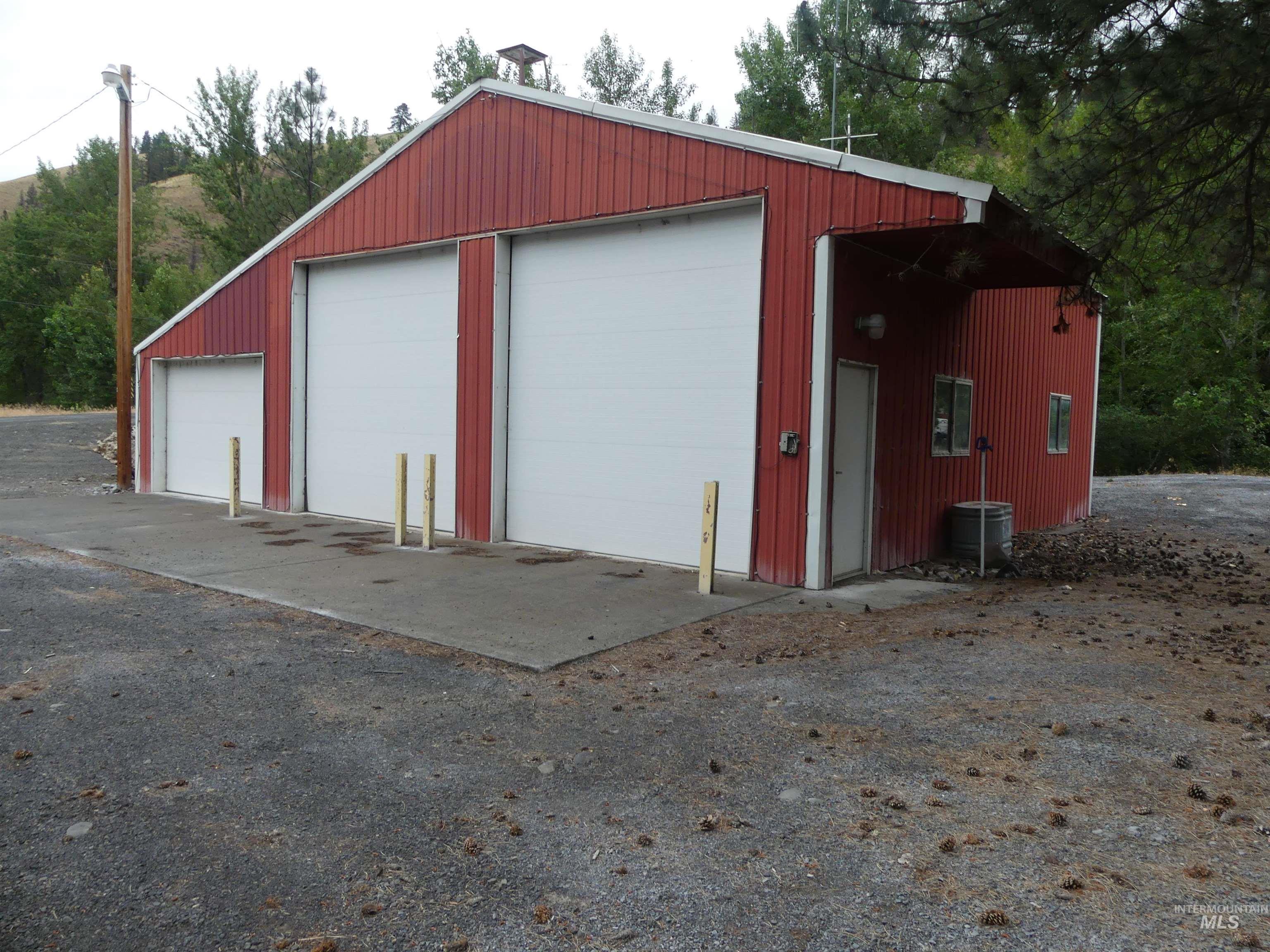 319 N Main St, Peck ID 83545