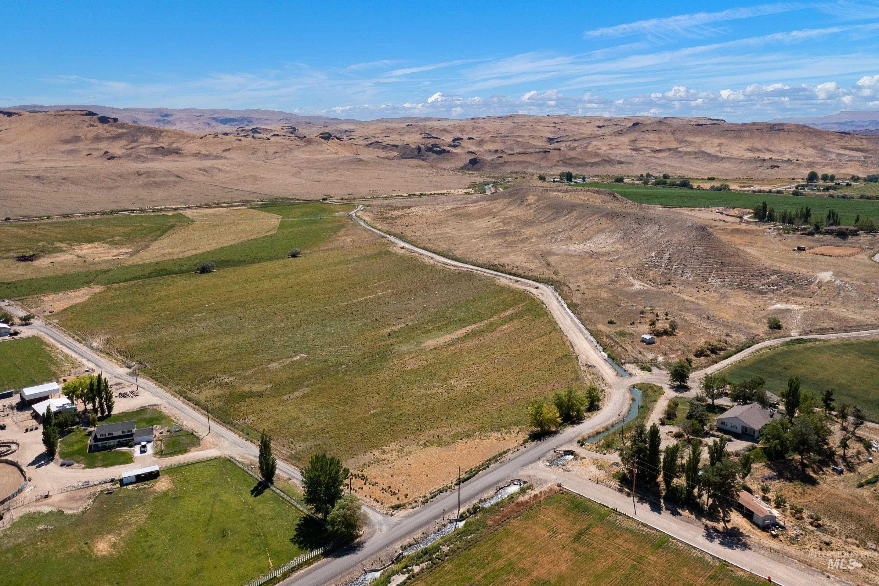 2051 Thompson Rd, Homedale ID 83628