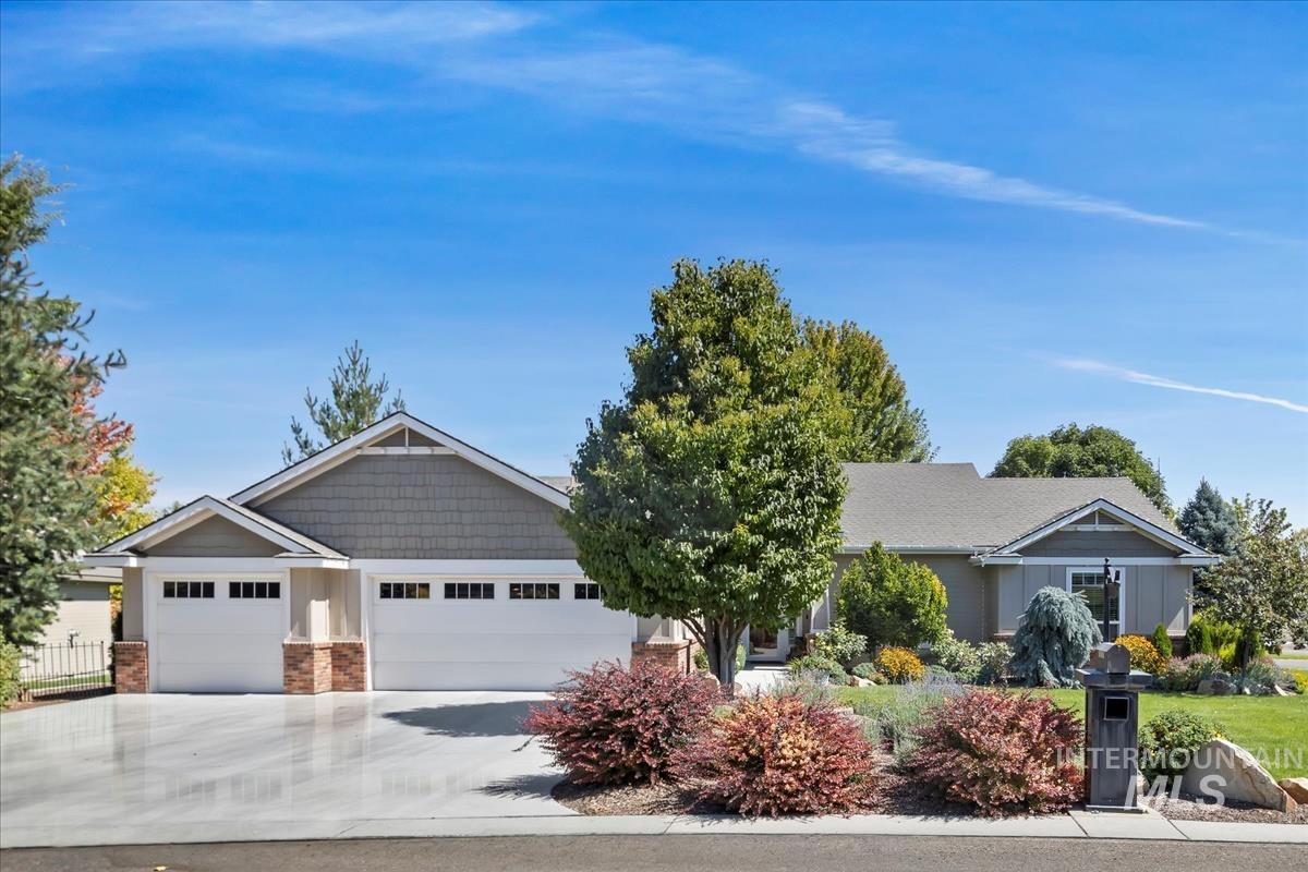 12306 S Carriage Hill Way, Nampa ID 83686