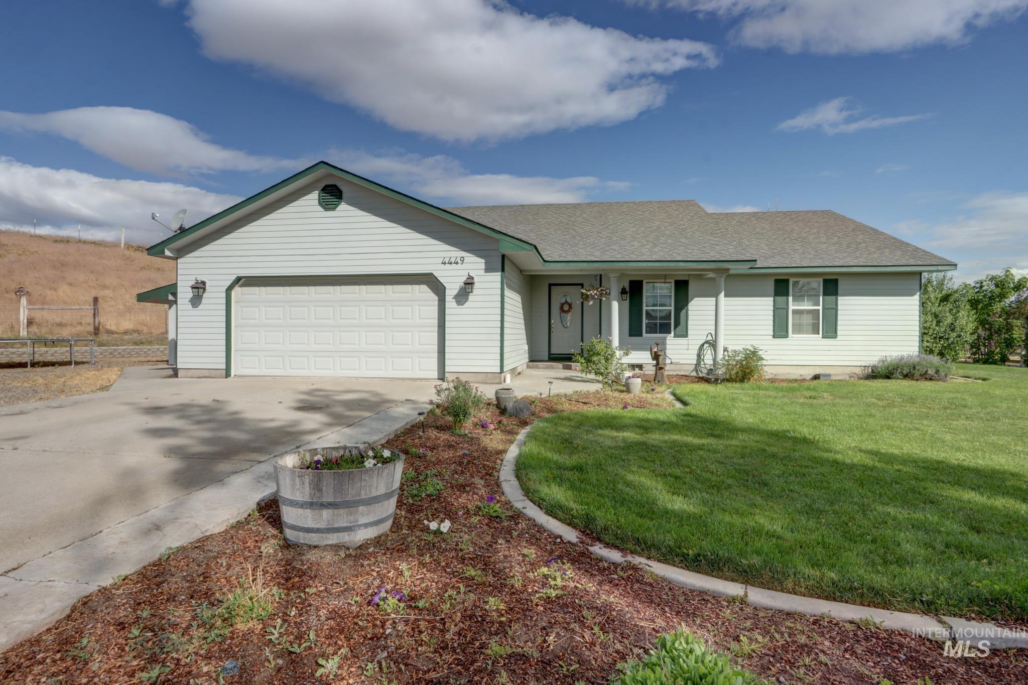 4449 Riata Cir, Ontario OR 97914