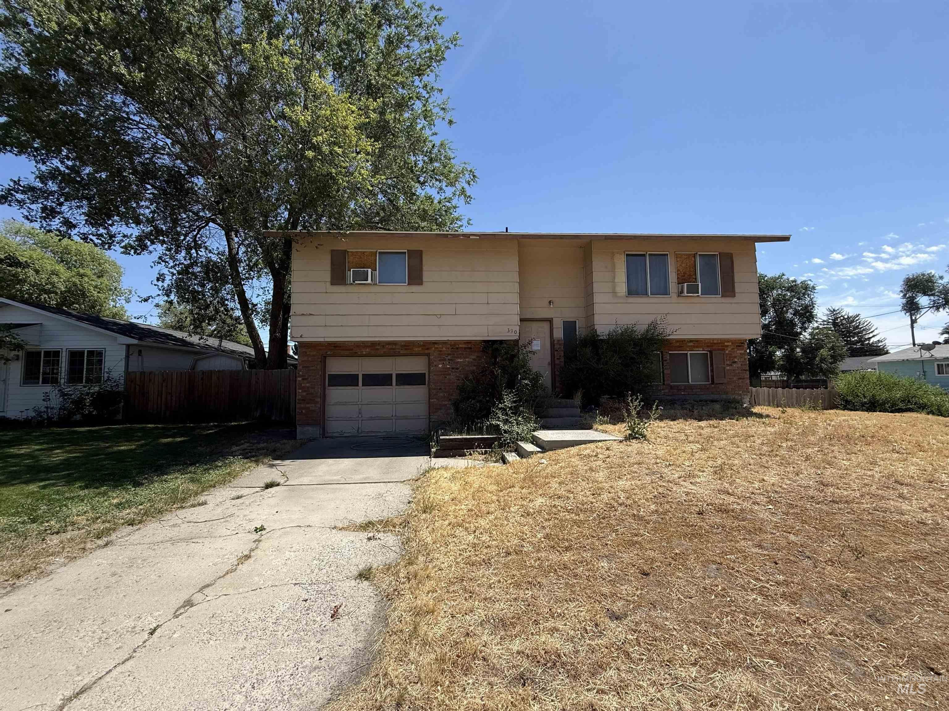 390 S 10th E, Mountain Home ID 83647-6368