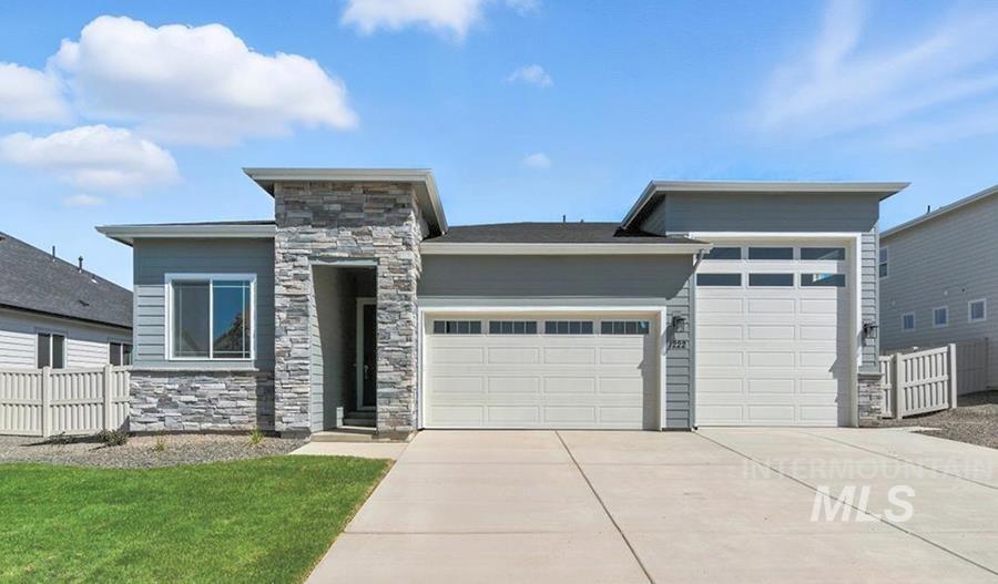 2286 N Asner Ave, Star ID 83669