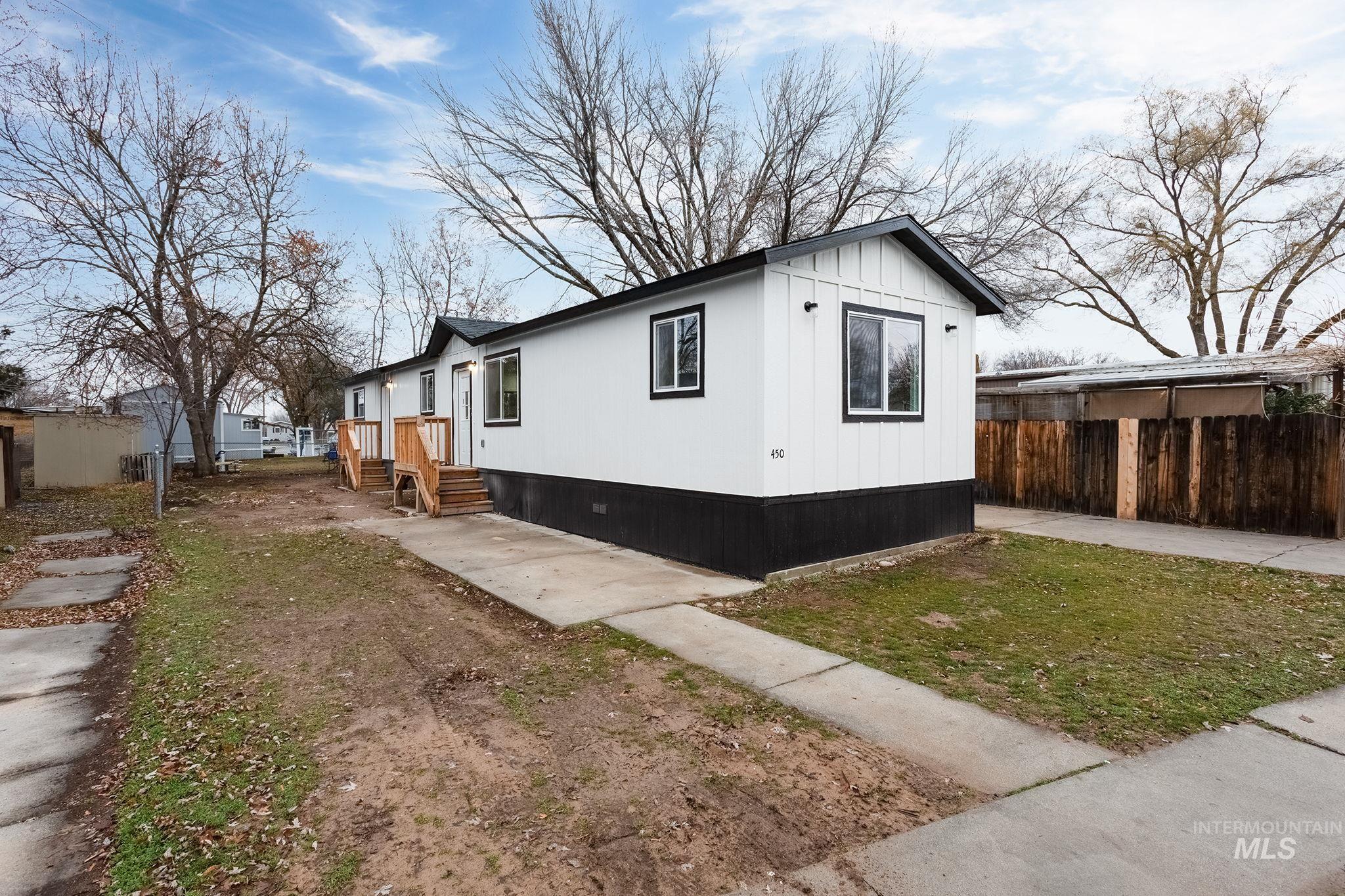 450 W Greenleaf St, Boise ID 83713