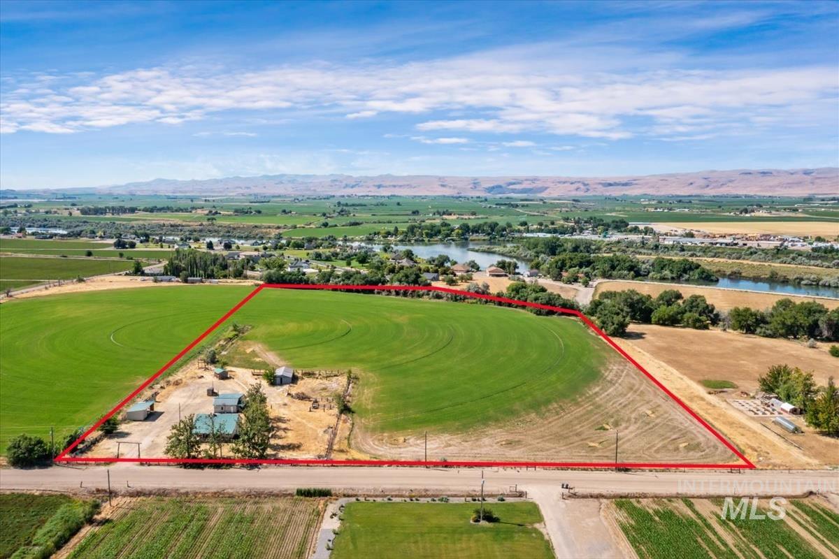 25653 Graphic Ln, Wilder ID 83676