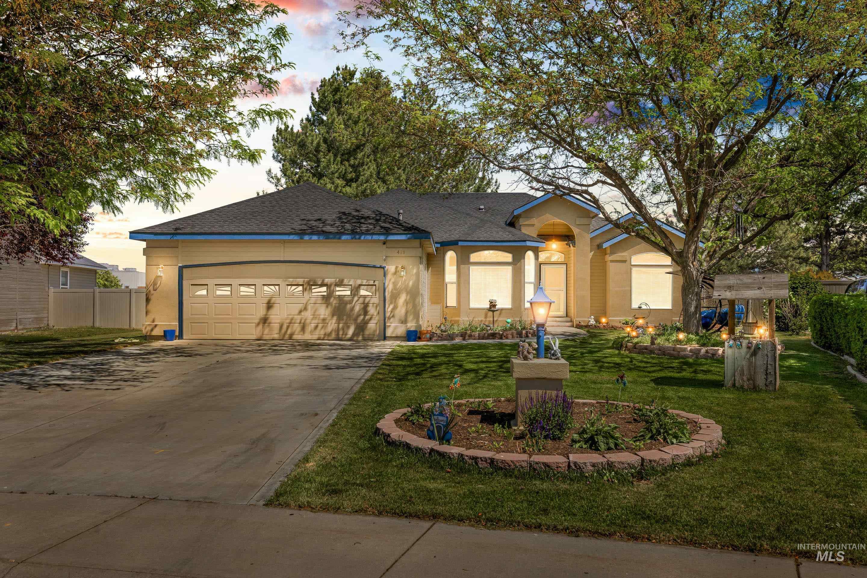 421 Morning Sun Dr, Nampa ID 83686