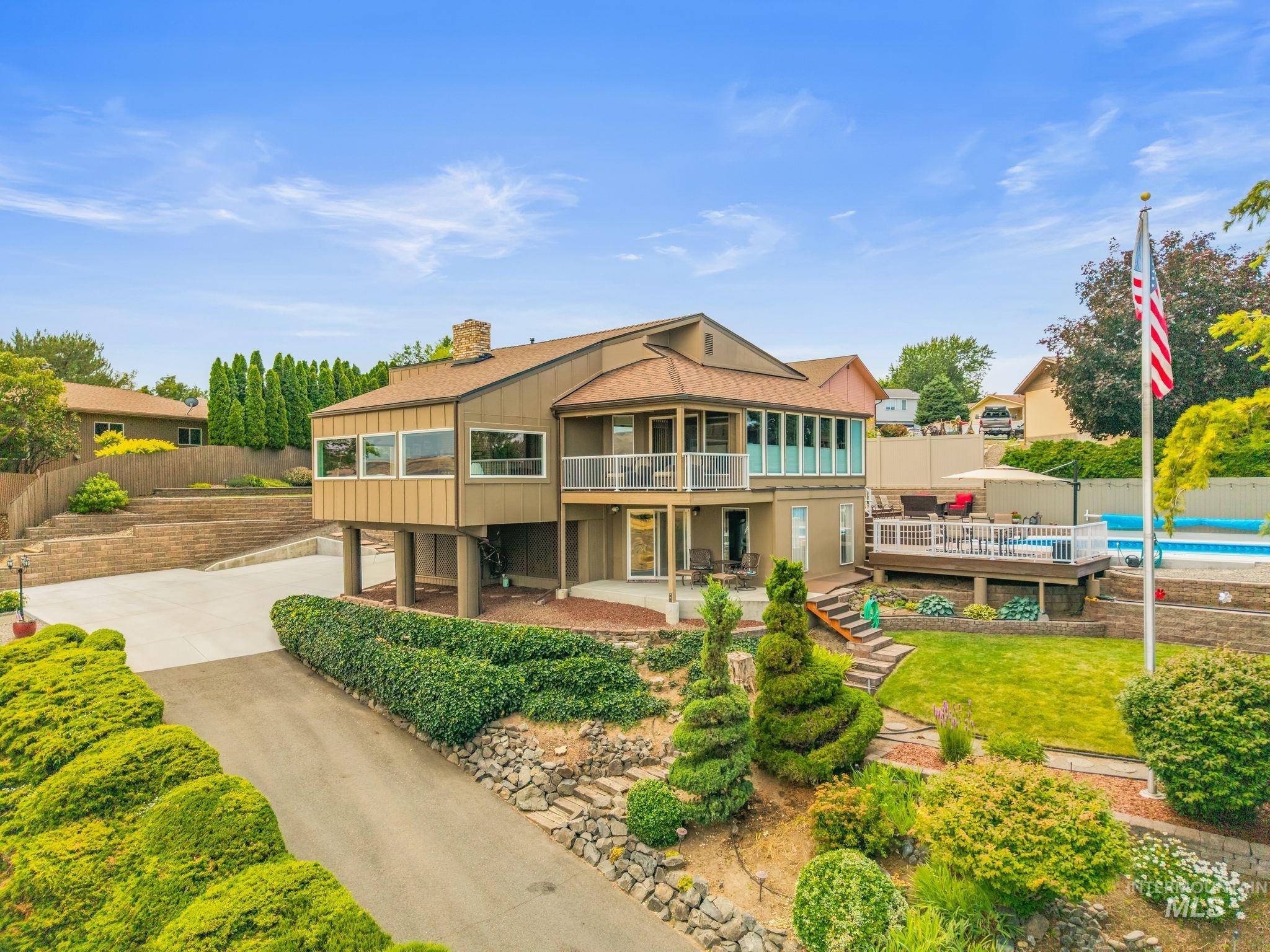 2618 Grandview Drive, Clarkston WA 99403
