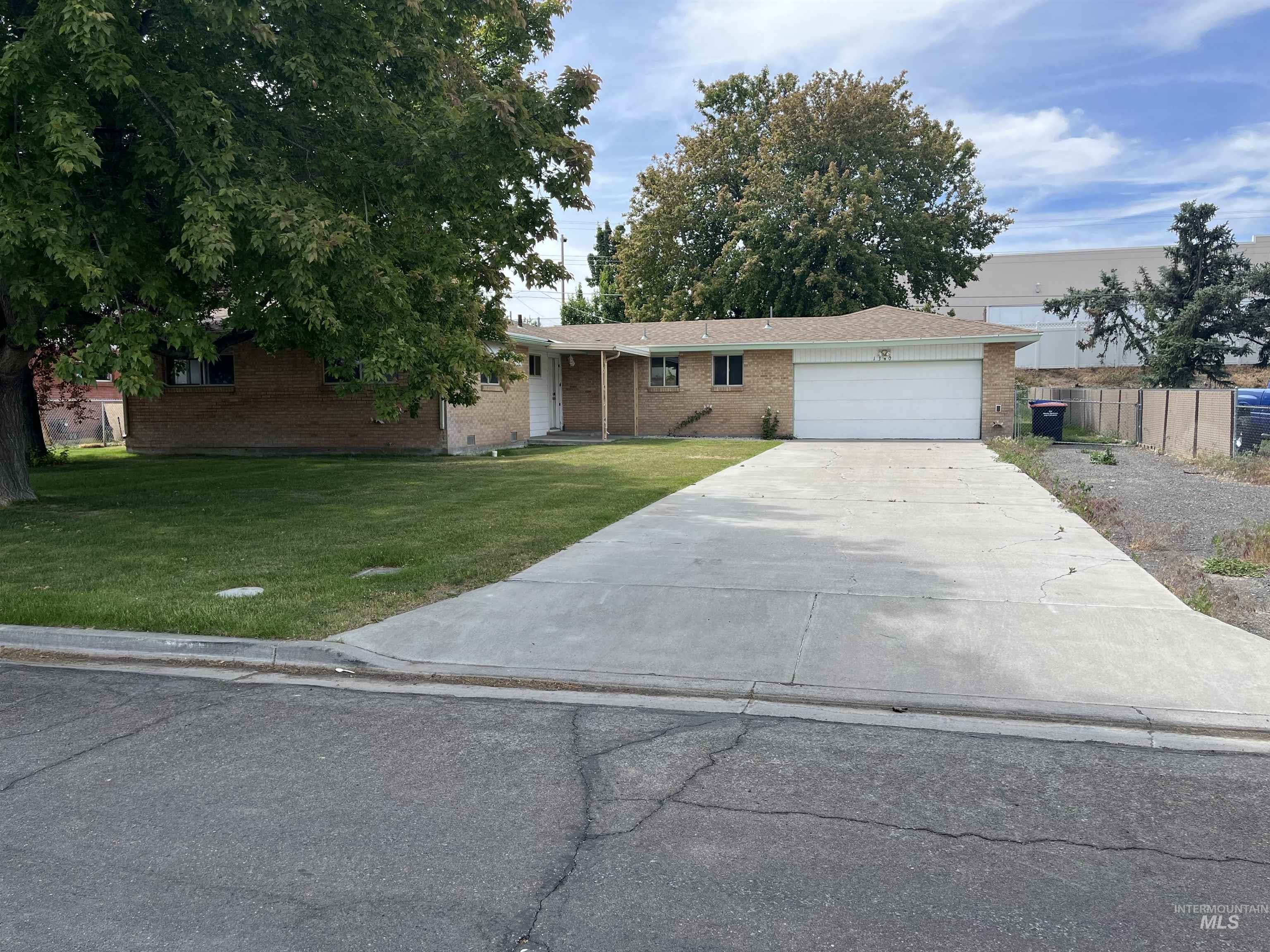 1340 Lawndale, Twin Falls ID 83301