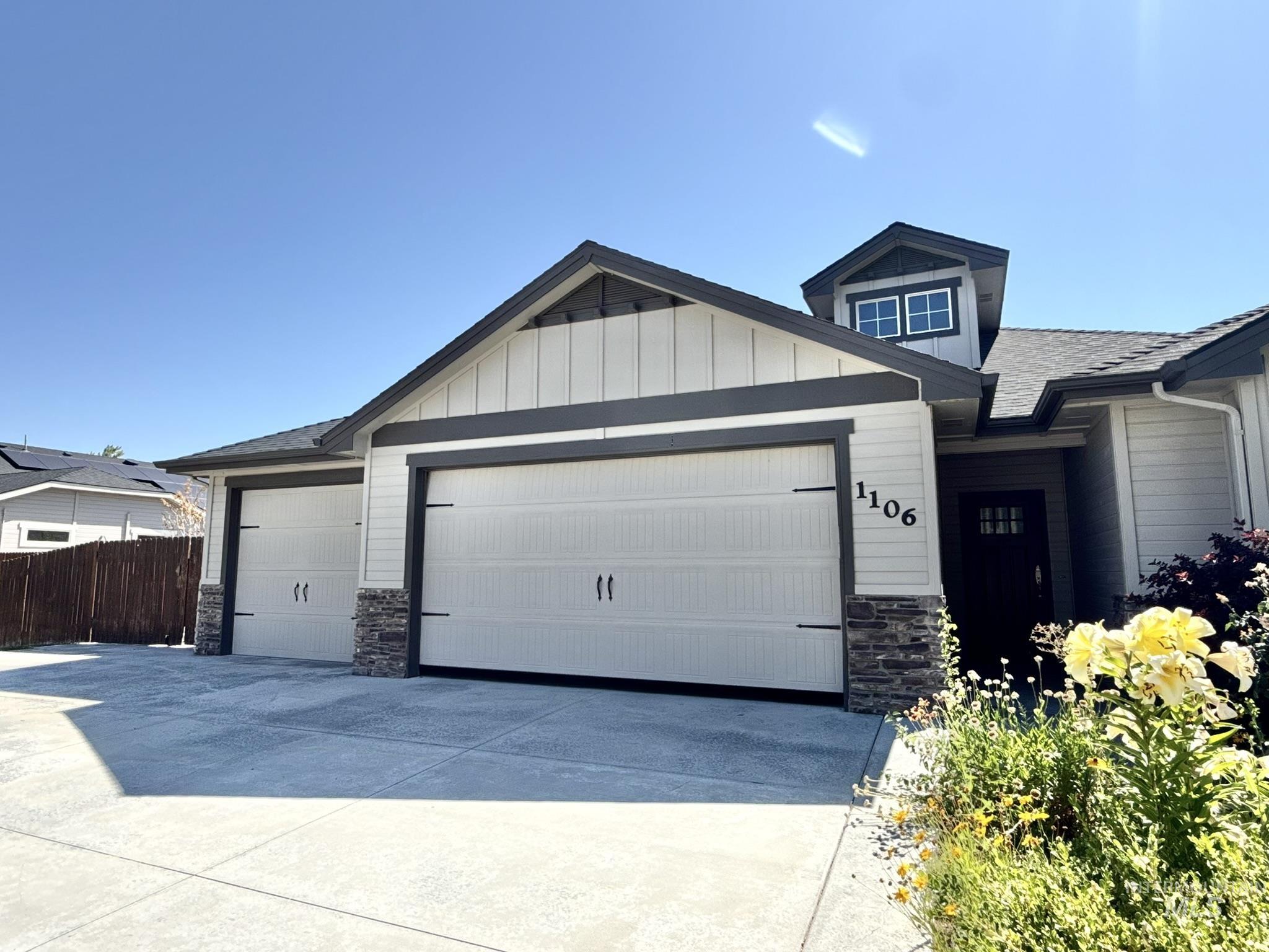 1106 S Spring Valley Dr, Nampa ID 83686