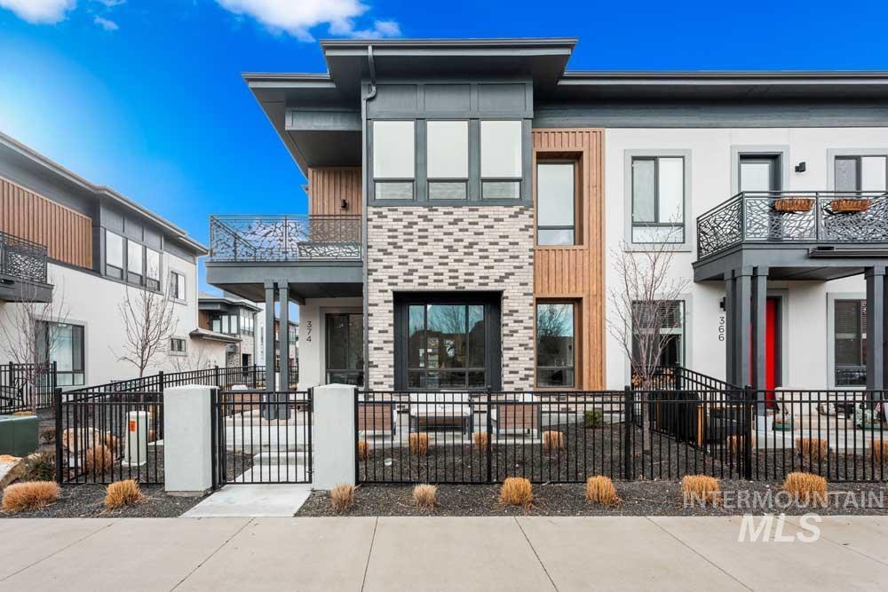 374 E Presidio Ln, Eagle ID 83616