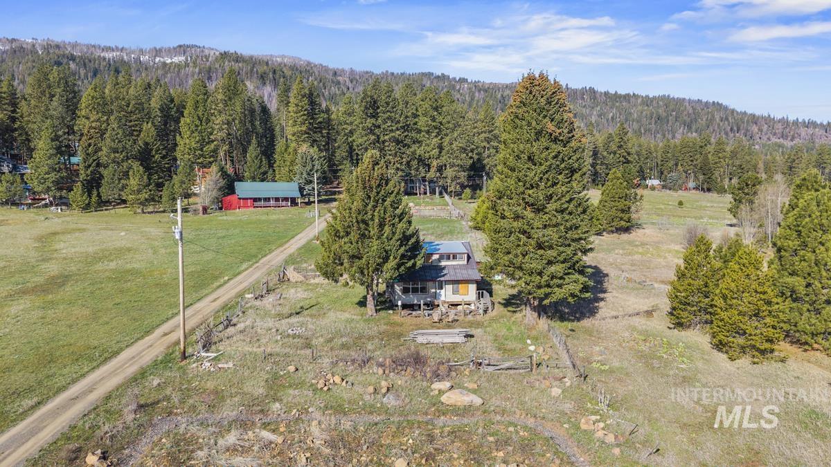 38 Pats Lane, Cascade ID 83611