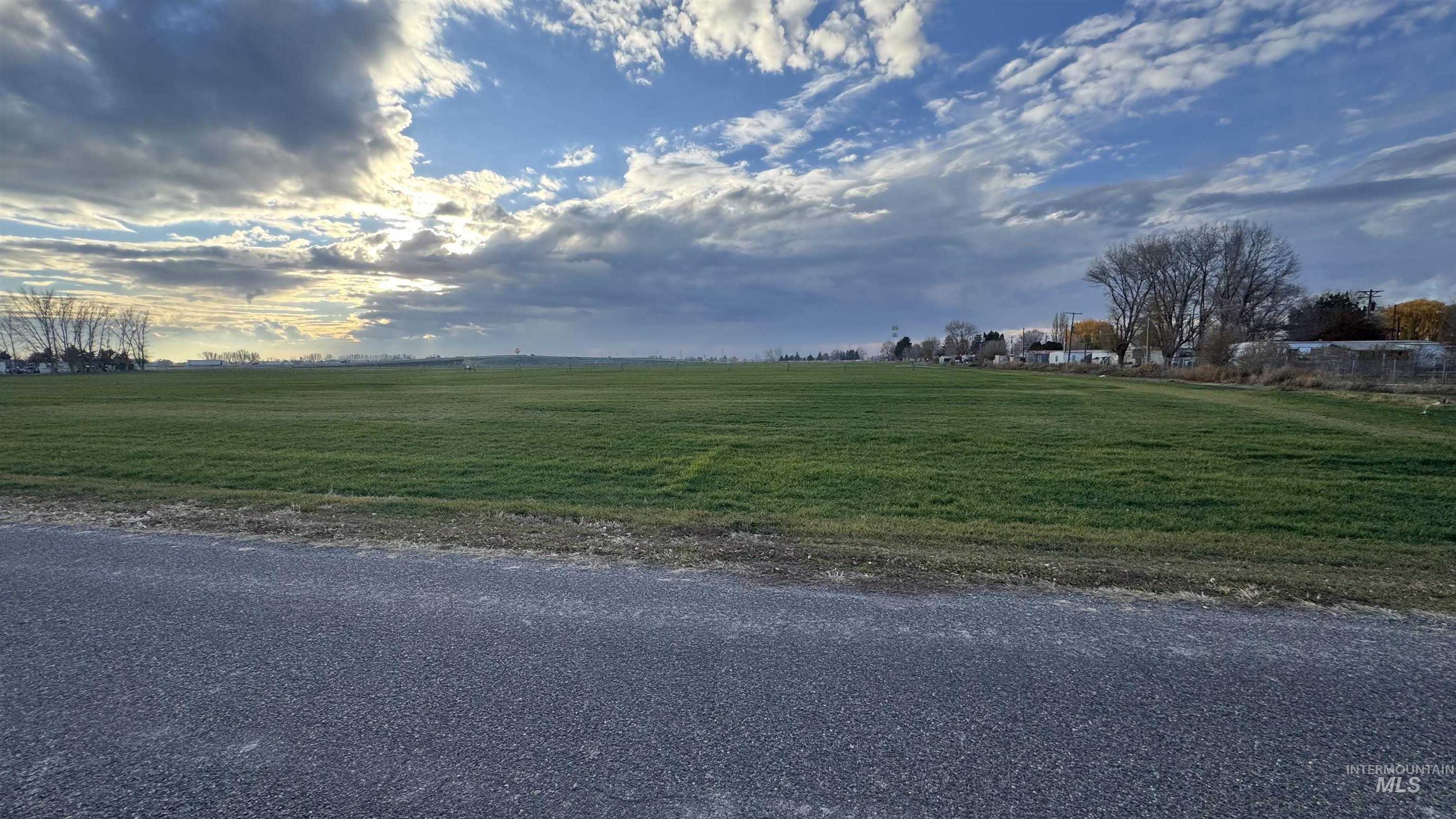 300 W 345 S, Heyburn ID 83336