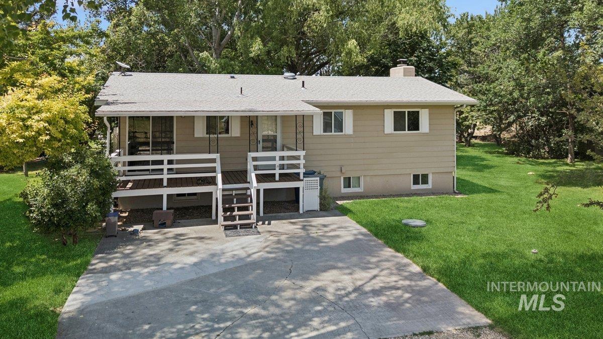 7714 Spring Drive, Nampa ID 83687